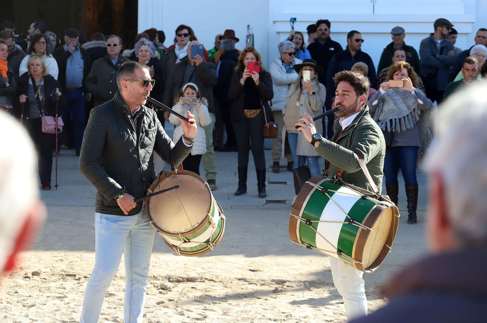 Imágenes del ambiente previo a la celebración de la Candelaria en El Rocío