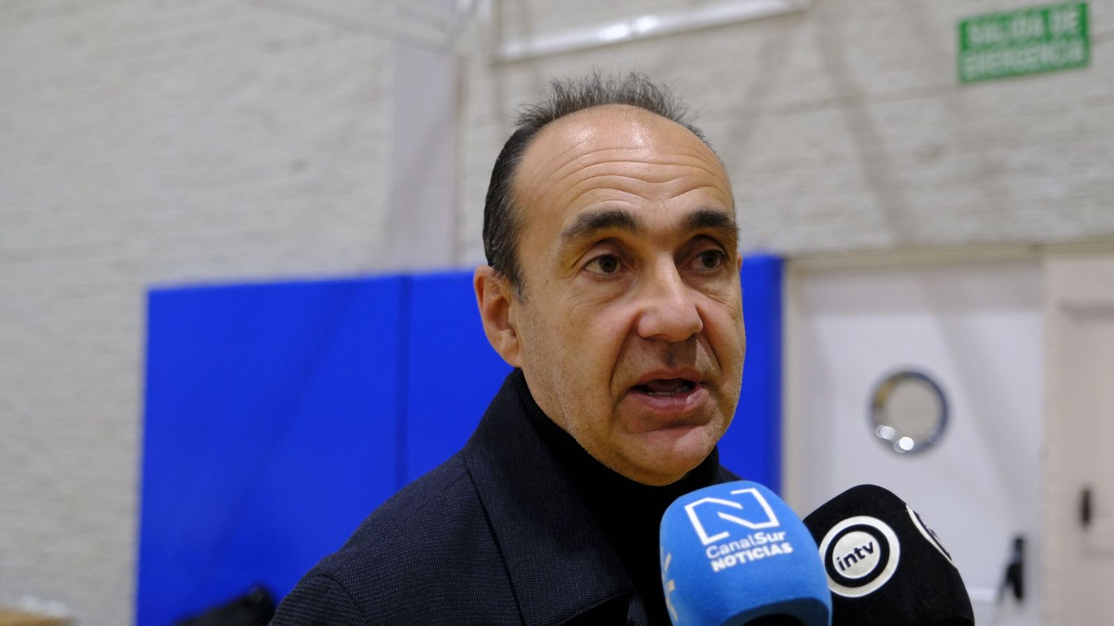 El presidente del club ahorrador, Pablo Martínez, durante su intervención con motivo de la presentación del encuentro.