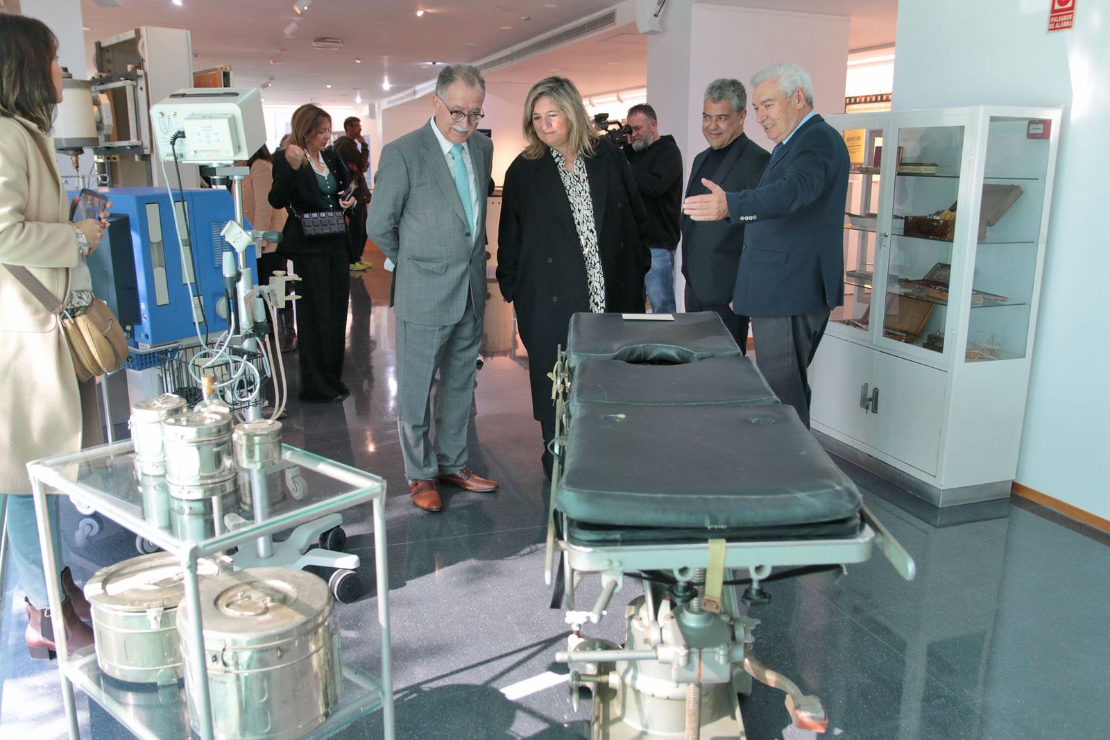 La exposición 'Historia de la medicina almeriense', en la UAL