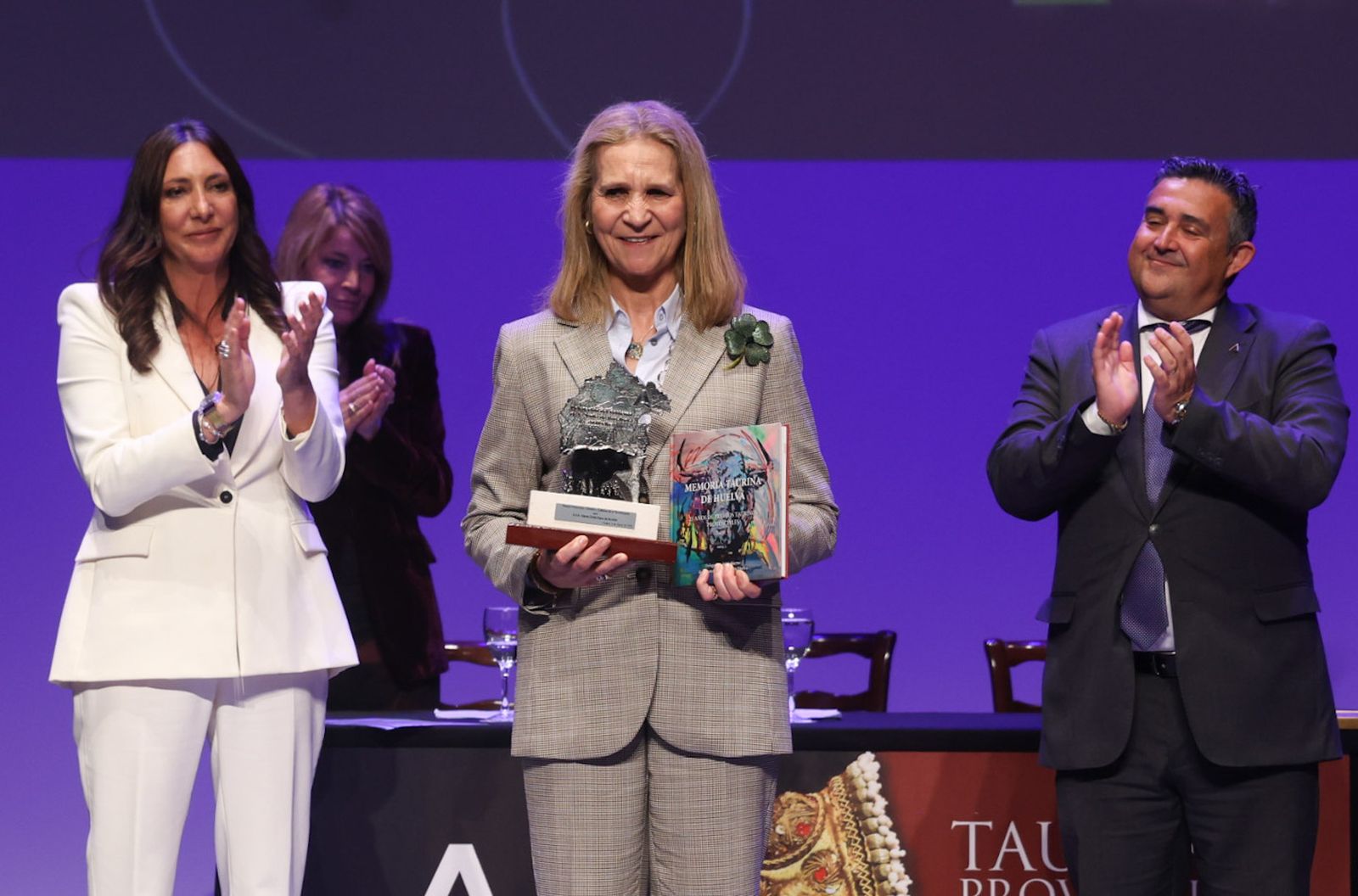 Fotografías de la entrega de los Premios Taurinos Provinciales