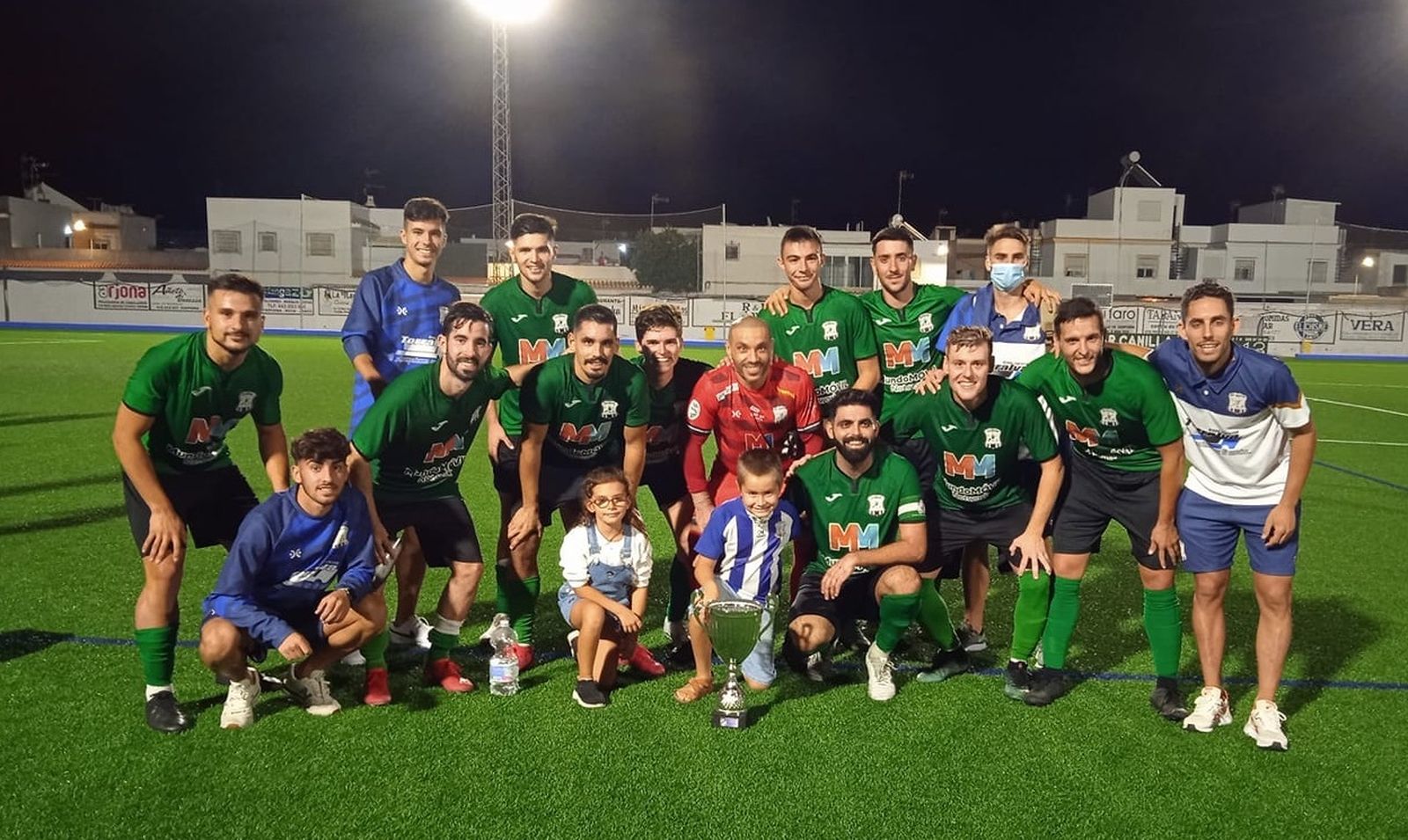 El Jerez Industrial se adjudicó el Memorial Francico Vidal 'El Koki'.