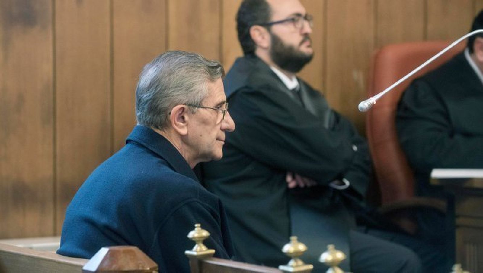 El padre Román, durante su declaración esta mañana.