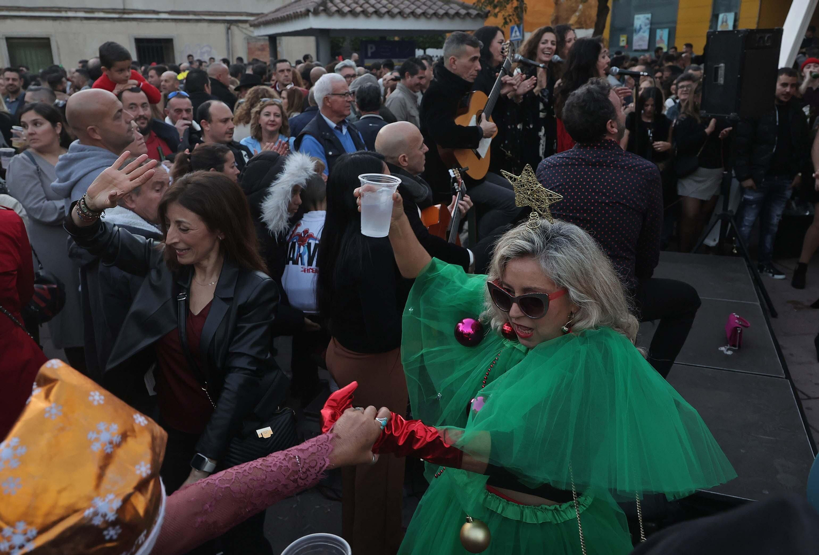 Búscate en las fotos de la celebración del 24 de diciembre en Algeciras