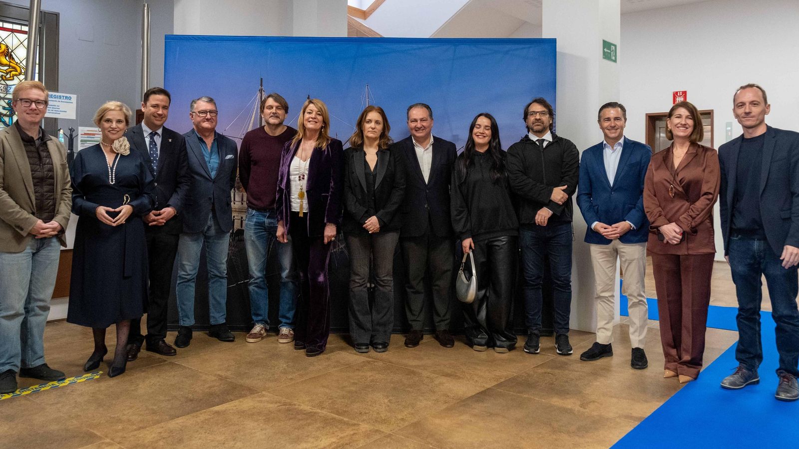 Foto de familia de las instituciones representadas en la recepción.