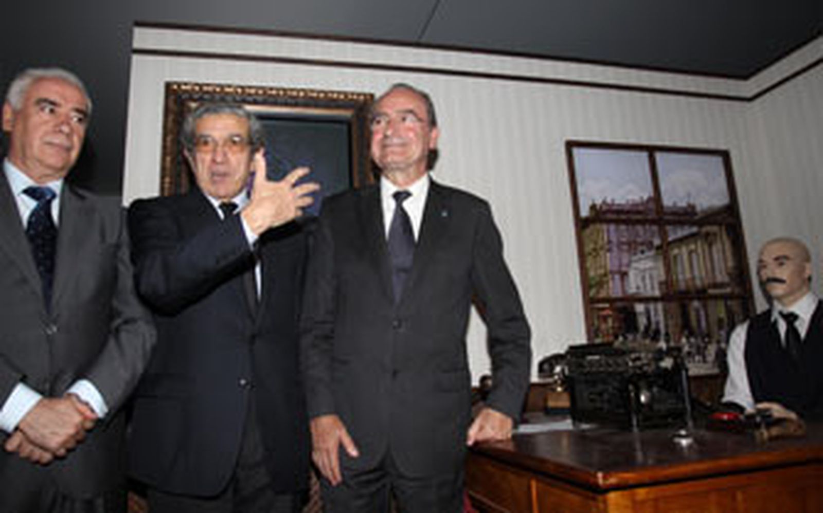 Una exposición interactiva conmemora los 125 años de Unicaja