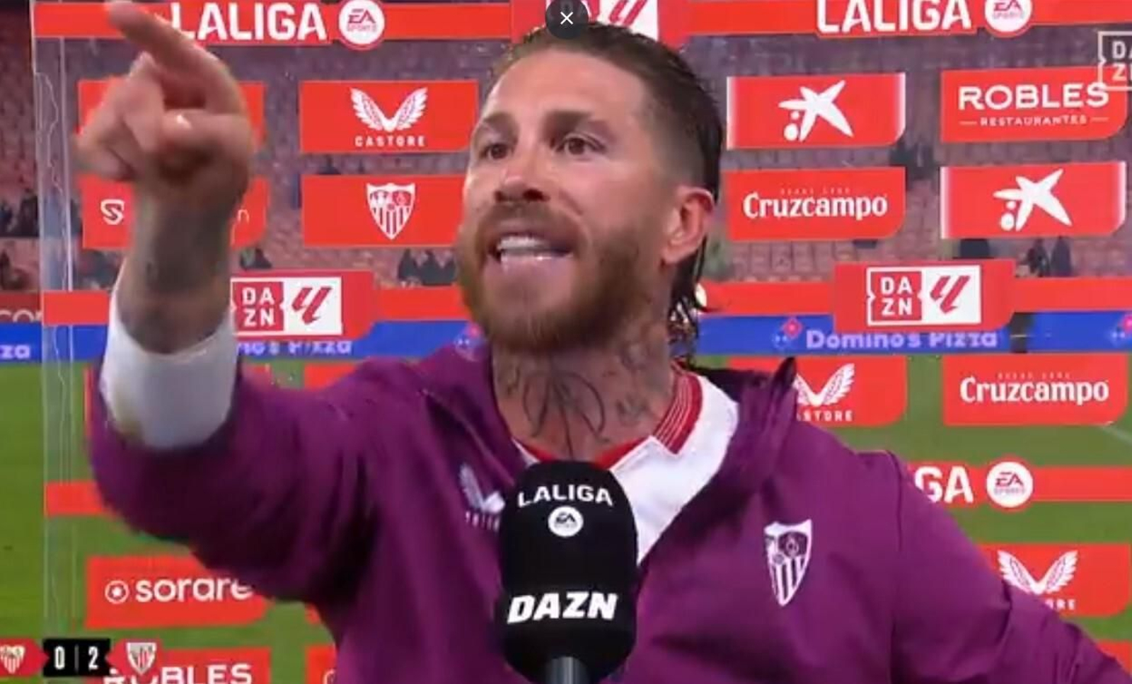 Sergio Ramos se encara en directo con la afición