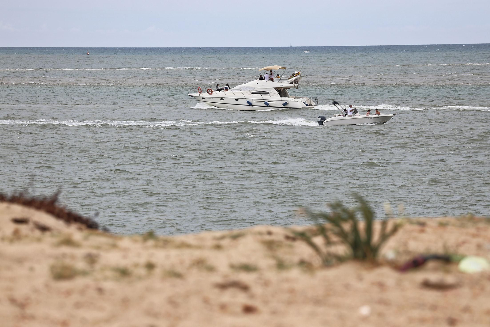 Mañanas nubladas de paseos por las playas de Huelva