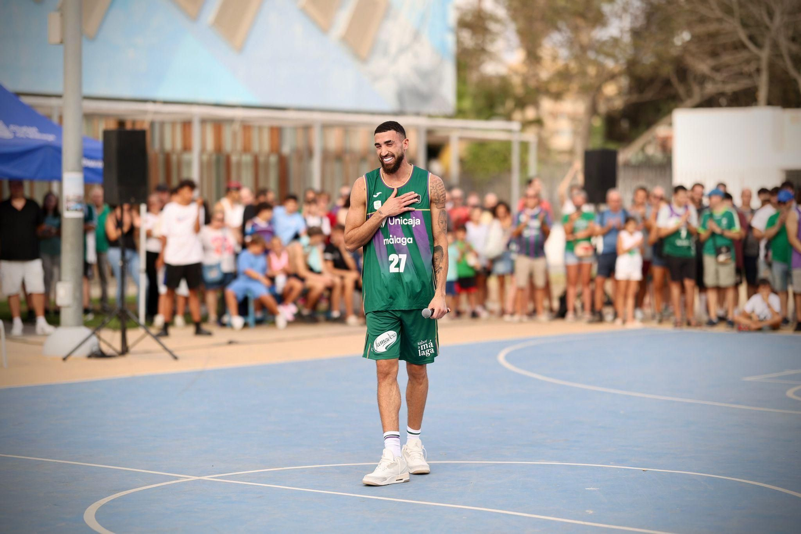 Las fotos de la espectacular presentación de Chris Duarte con el Unicaja en el Parque del Oeste