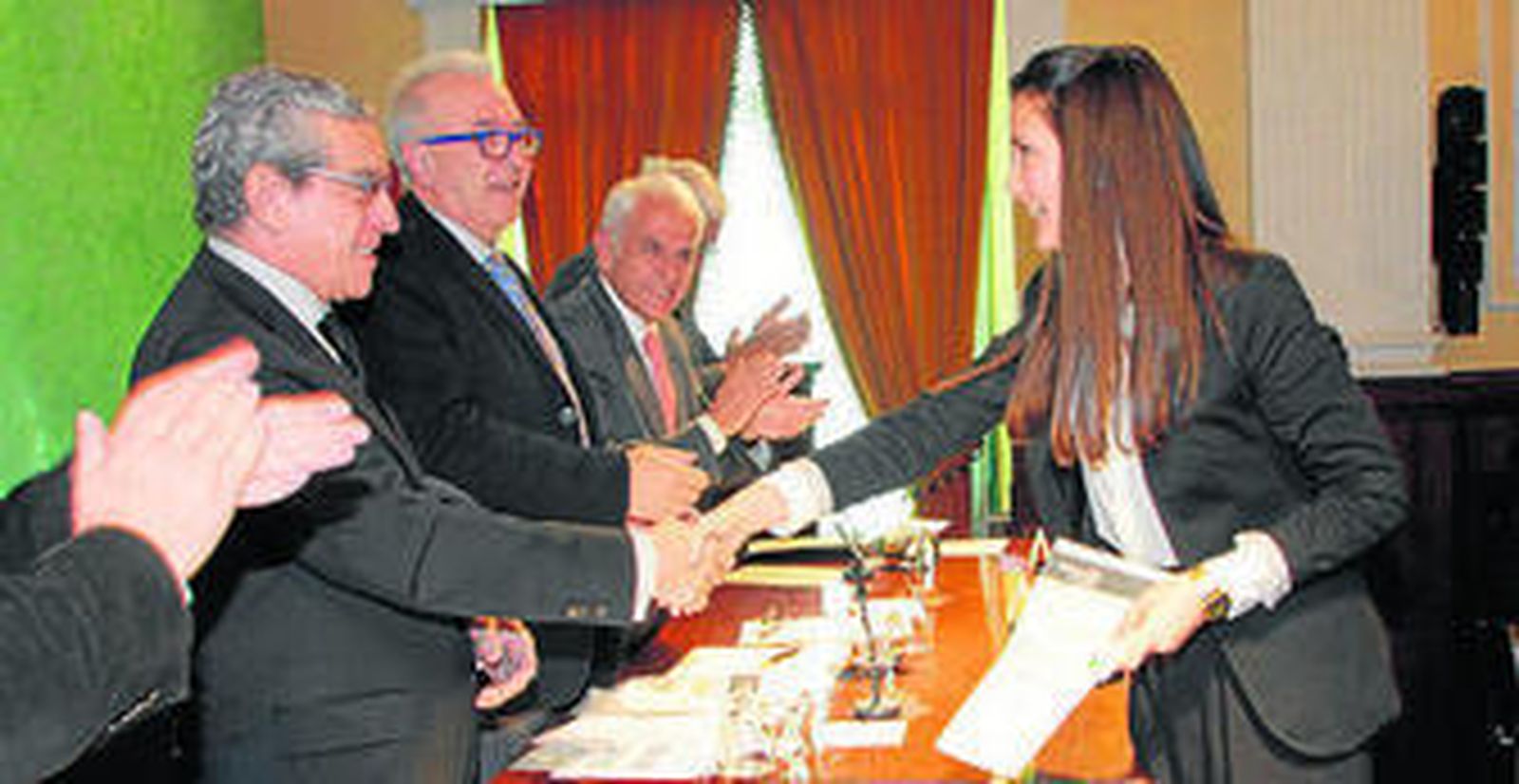 Sandra García, Beatriz Cobo, Esther Palomino, Lucía Virués, María del Mar Caro y Lucía Moreno, ayer.