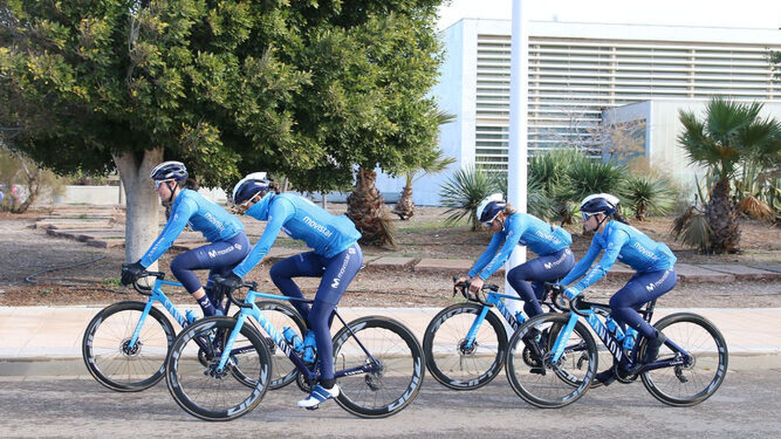 Almería es sede habitual de pretemporada del Movistar