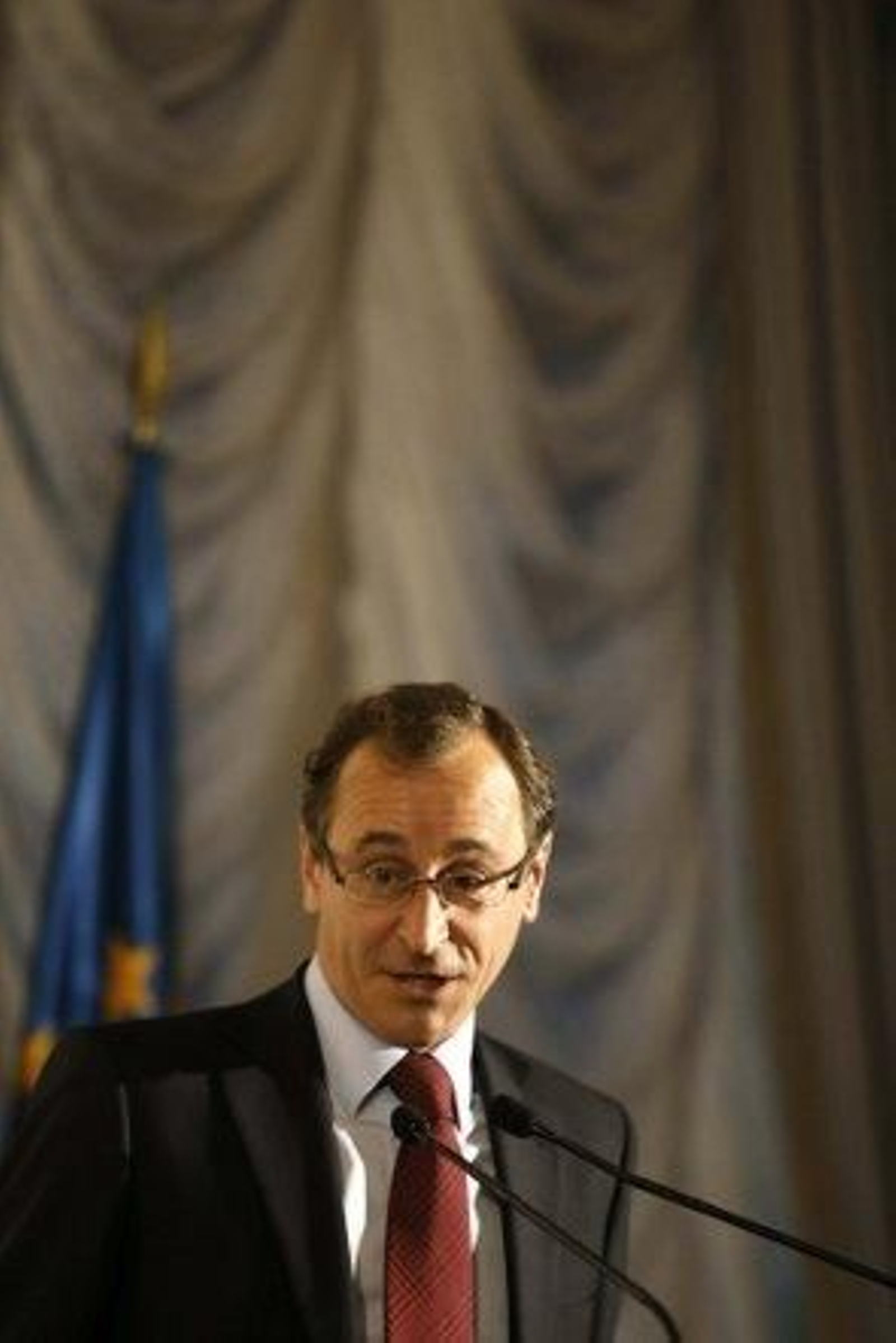 Alonso: "El PSOE no tiene candidato, alternativa de Gobierno ni votos para hacer una moción de censura"