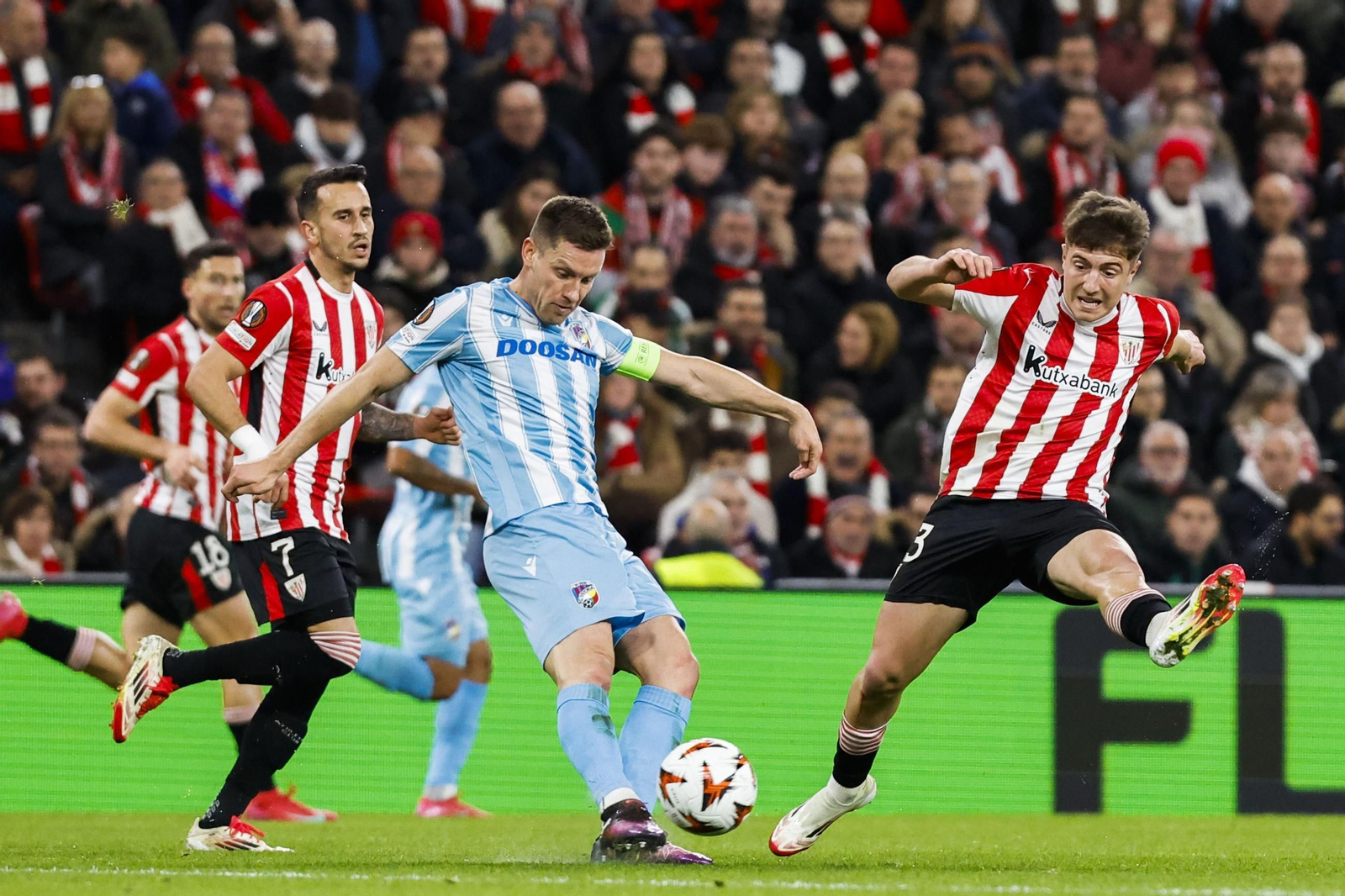 Las fotos del Athletic - Viktoria Plzen