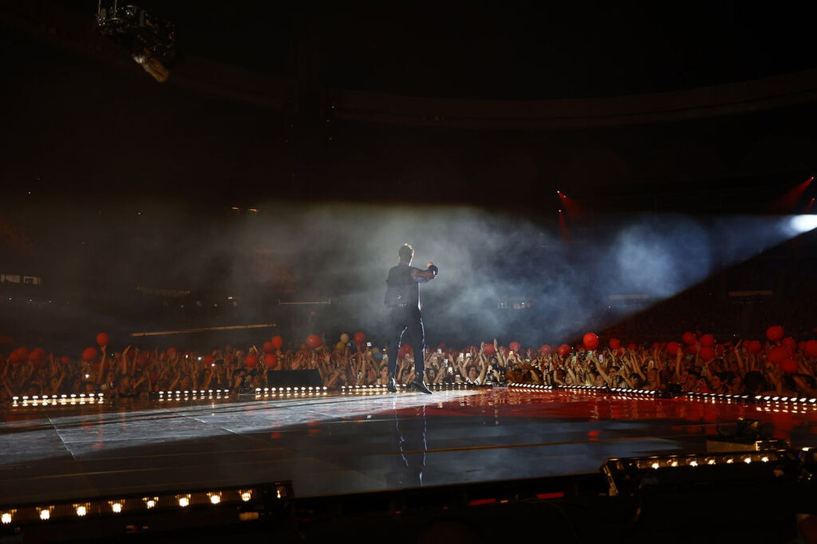 El histórico concierto de Manuel Carrasco en Sevilla, en imágenes