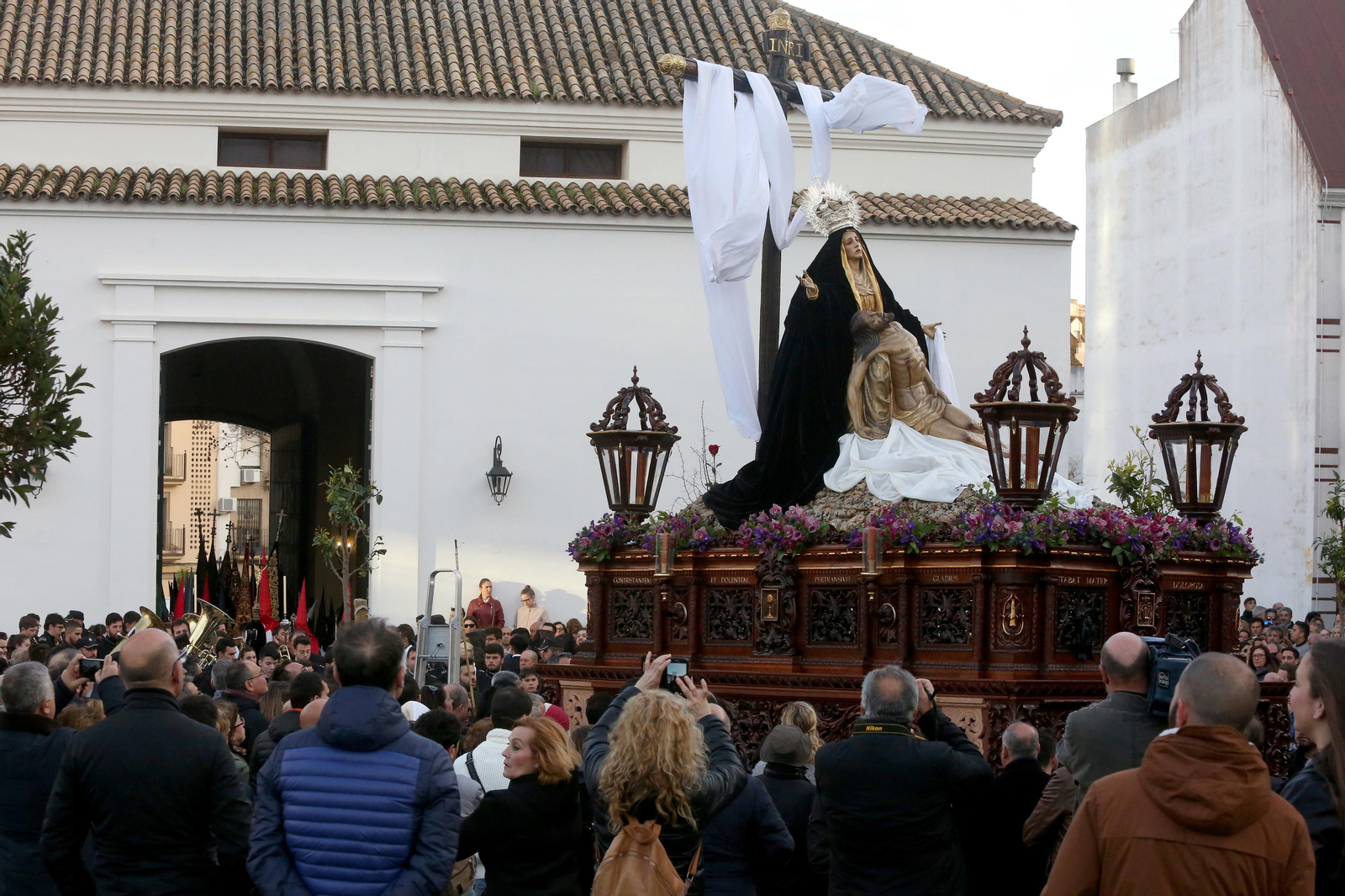 Imágenes del Santo Entierro