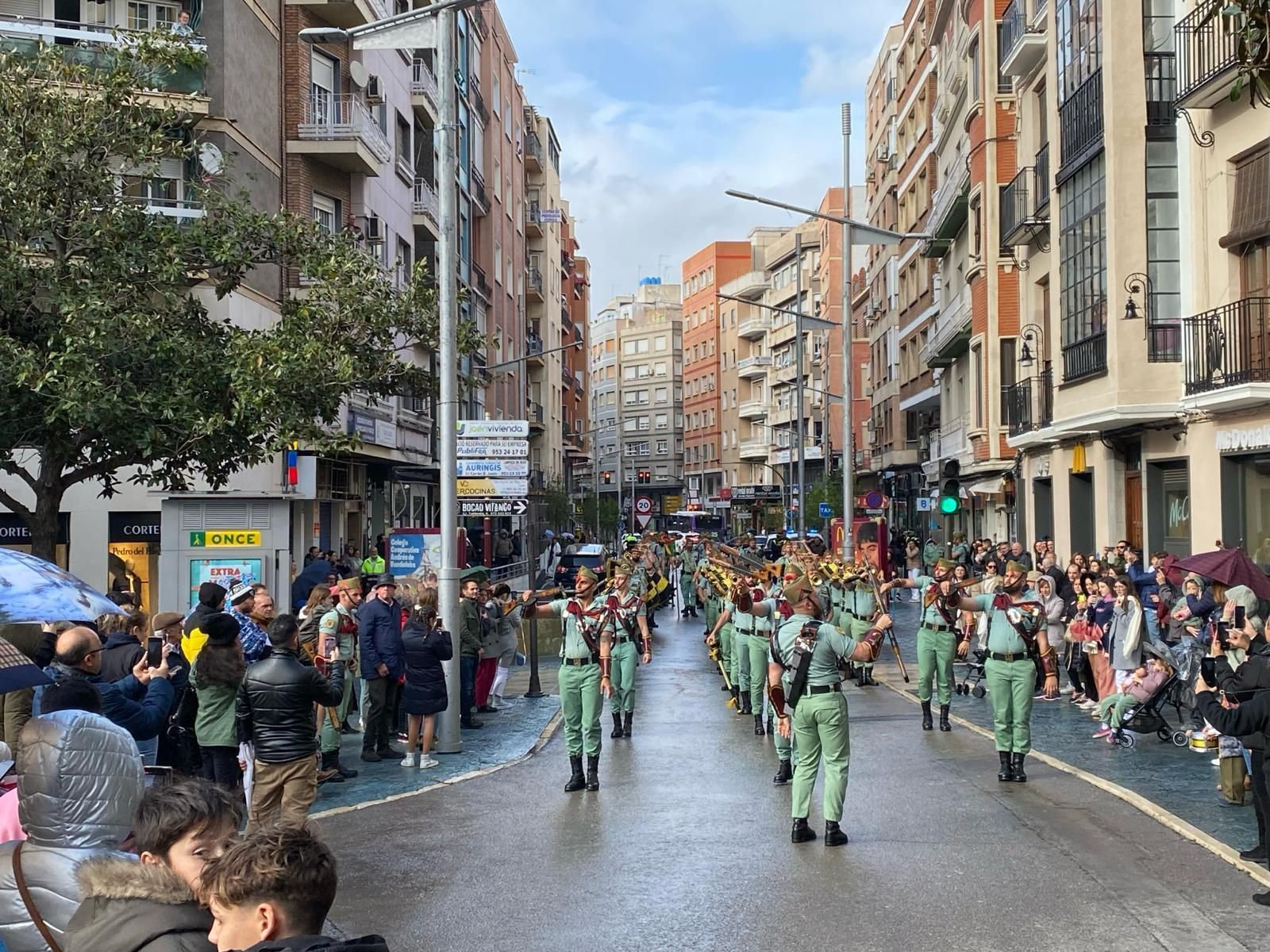 En imágenes: La Legión en las calles y la Buena Muerte en la Catedral