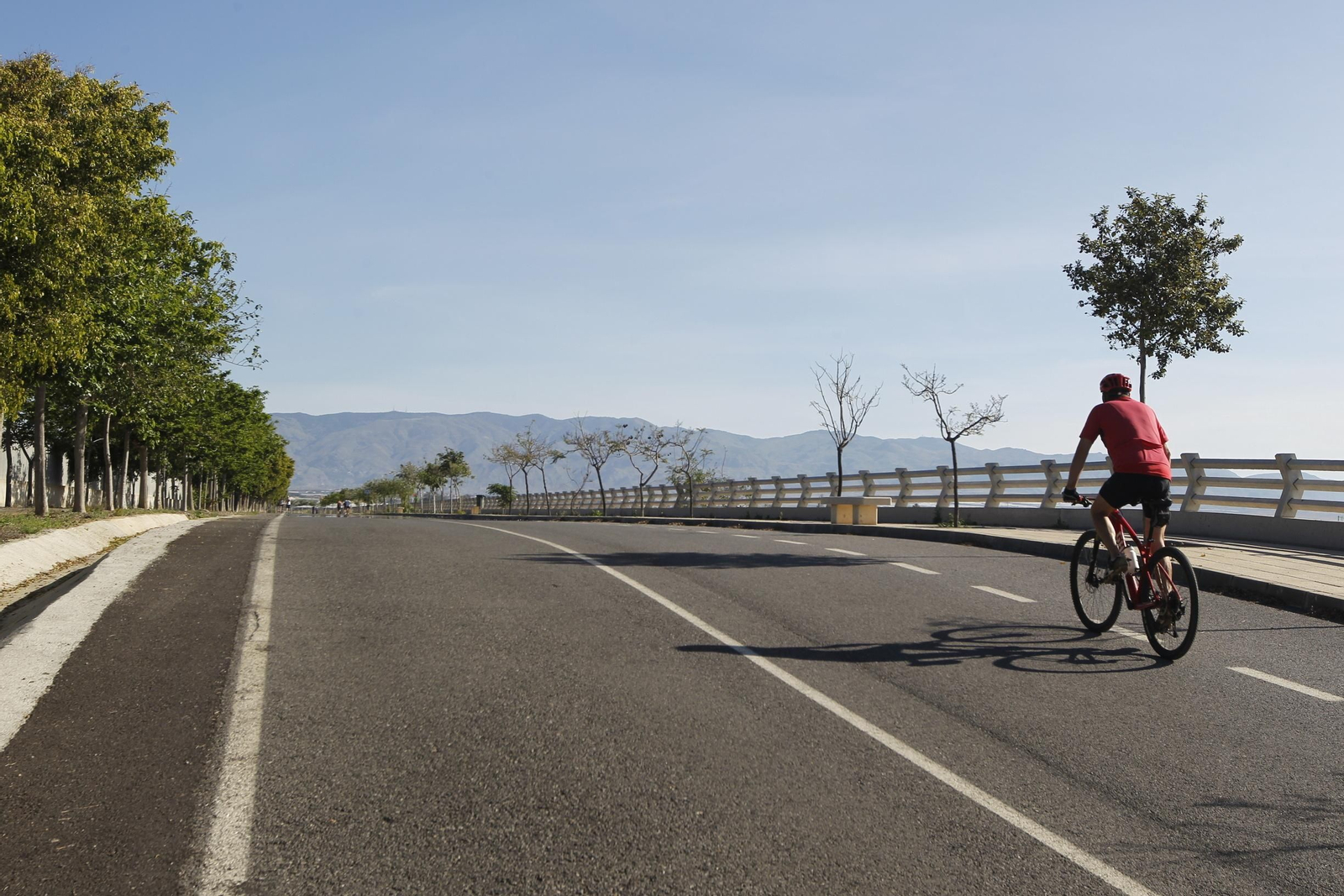 Fotogalería domingo de deporte en coronavirus. COVID-19. Almería