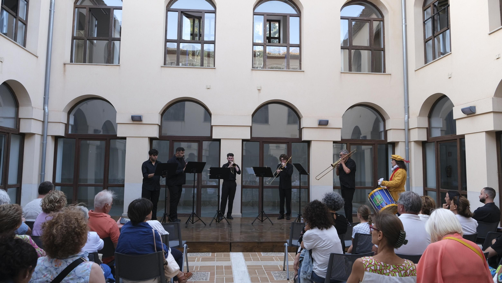Los Ministriles recorren el casco histórico de Vélez Blanco, en el Festival de Música Renacentista y Barroca-Festimuvb 2023