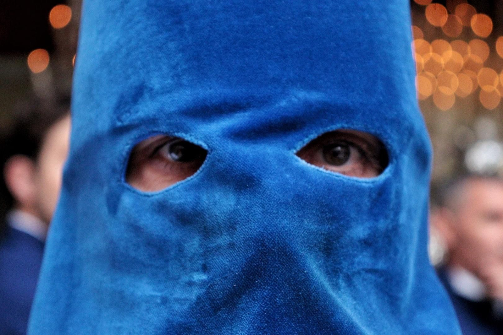 La Sagrada Cena en su procesión de este Jueves Santo en Málaga, en fotos