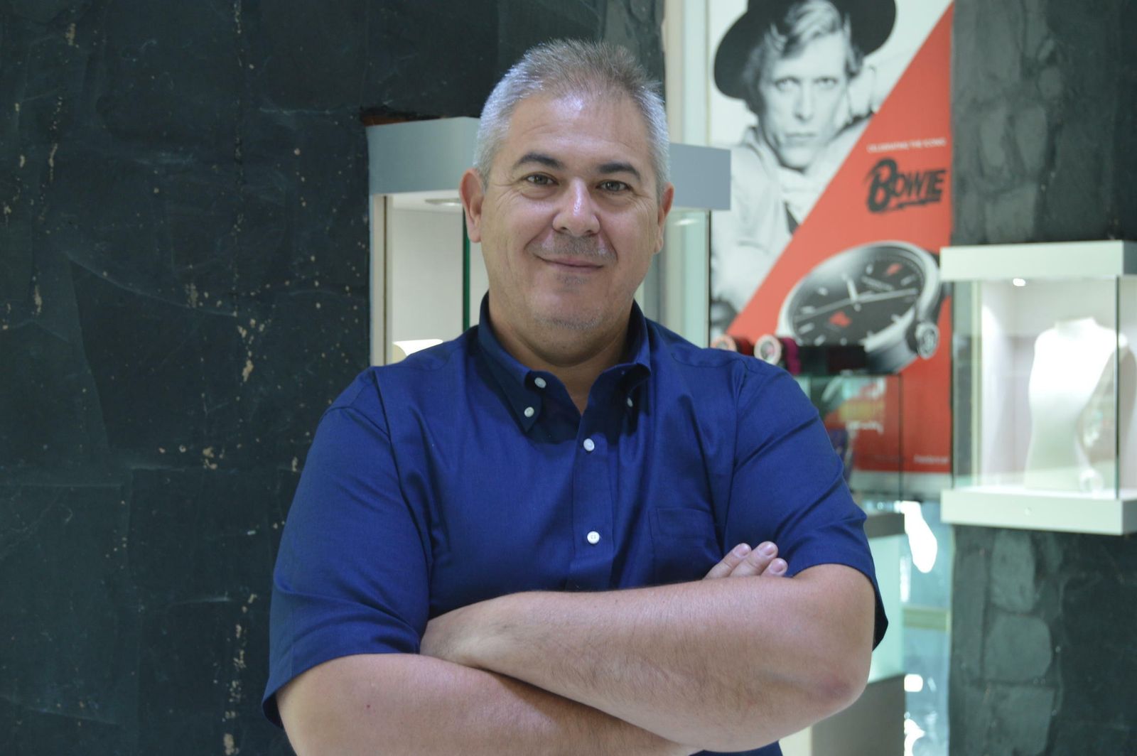 El empresario Miguel Gómez en su joyería de Puerto Banús.