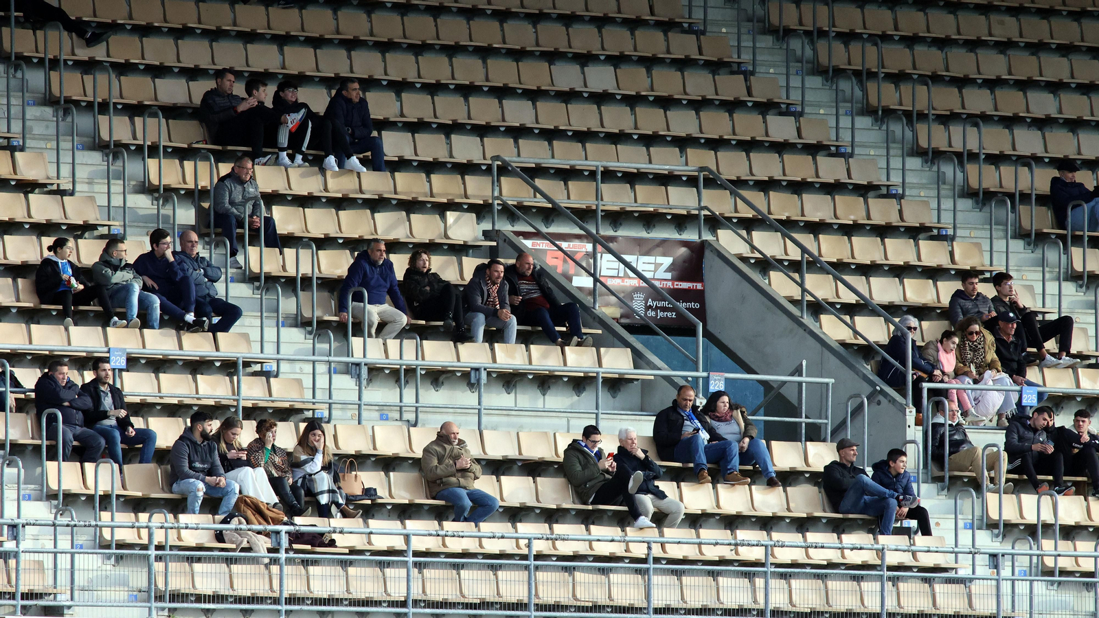 Búscate en el Xerez DFC - UCAM Murcia en Chapín