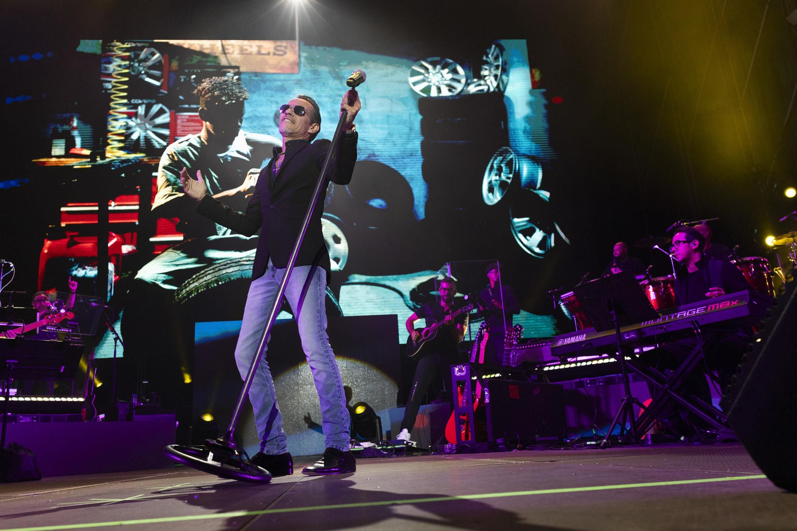 Las mejores imágenes del concierto de Marc Anthony en Cádiz