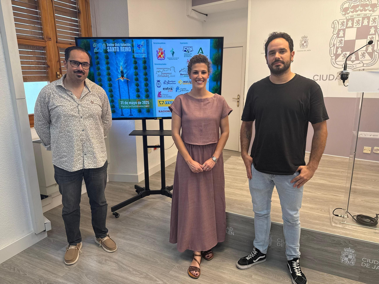Jordi Cahué, Beatriz López y Francisco Pérez, en la presentación del XXIX CN Santo Reino.