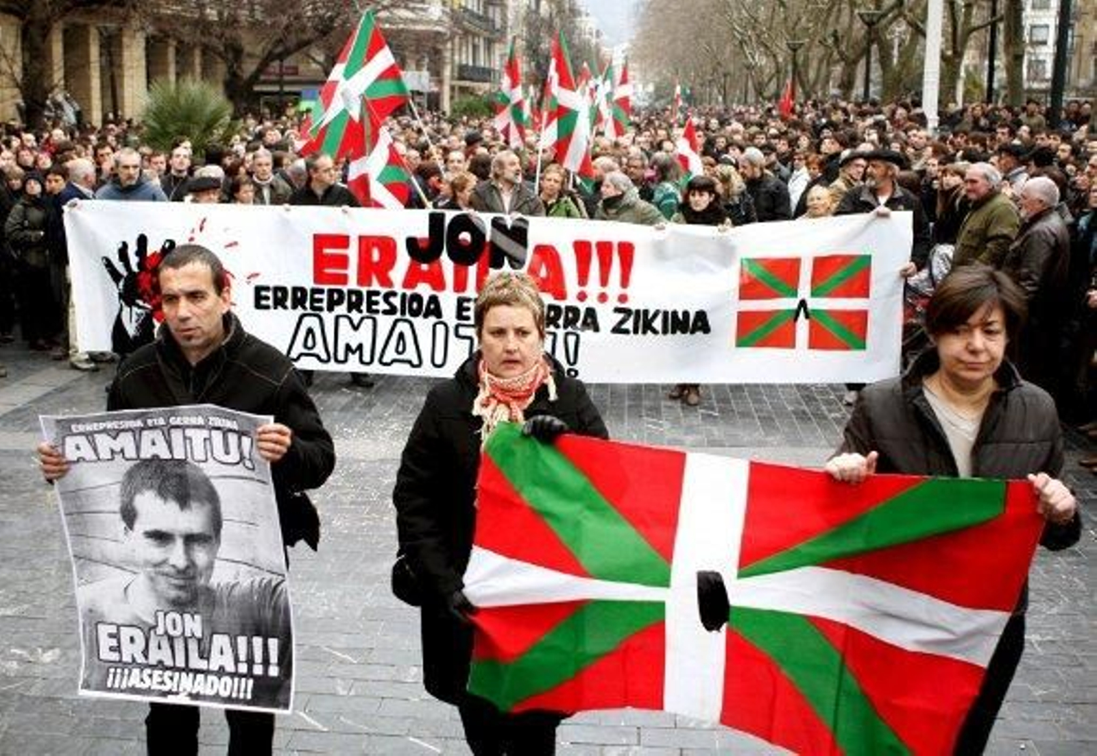Protesta en San Sebastián por la muerte de Anza
