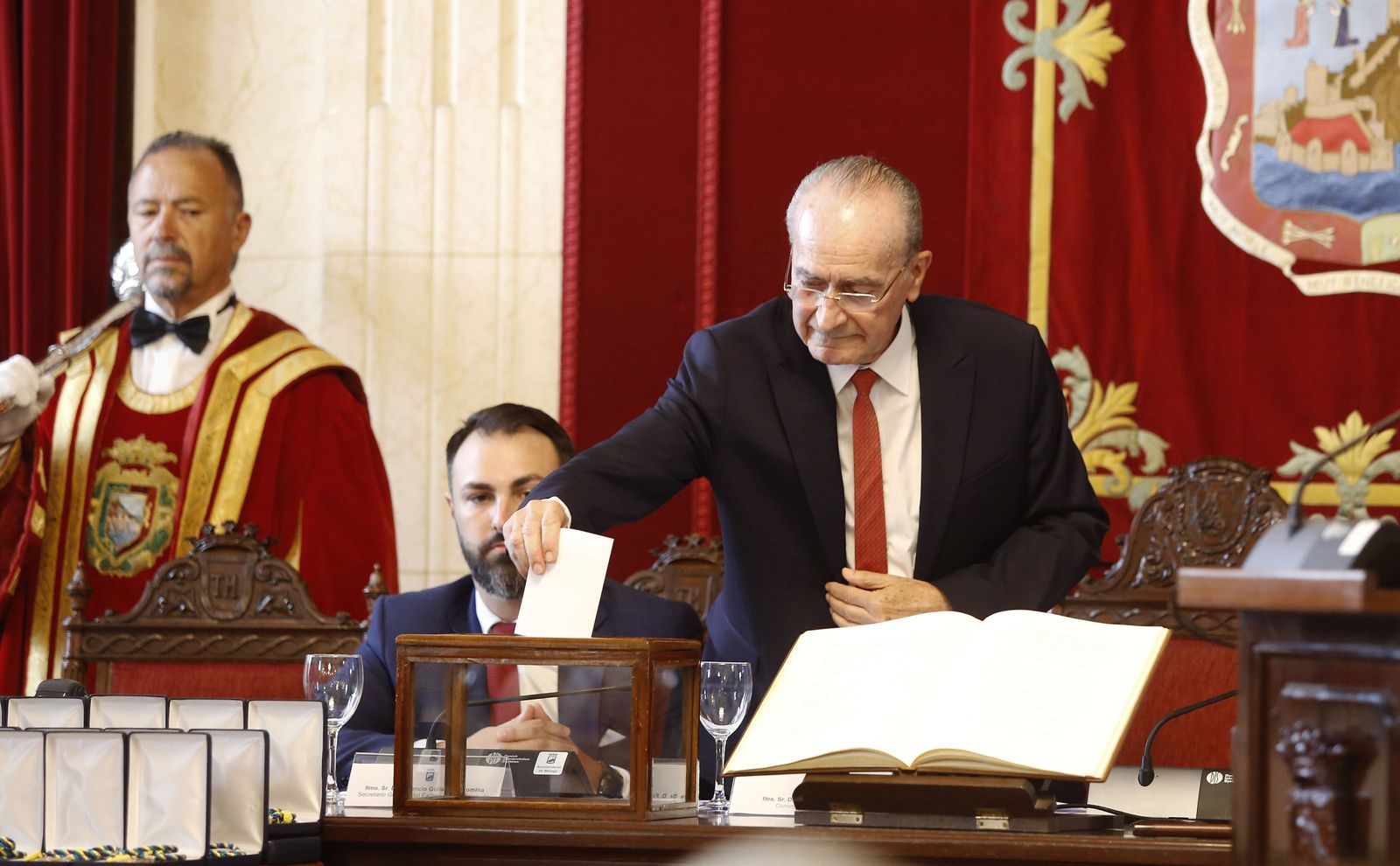 Las fotos de la constitución del Ayuntamiento de Málaga