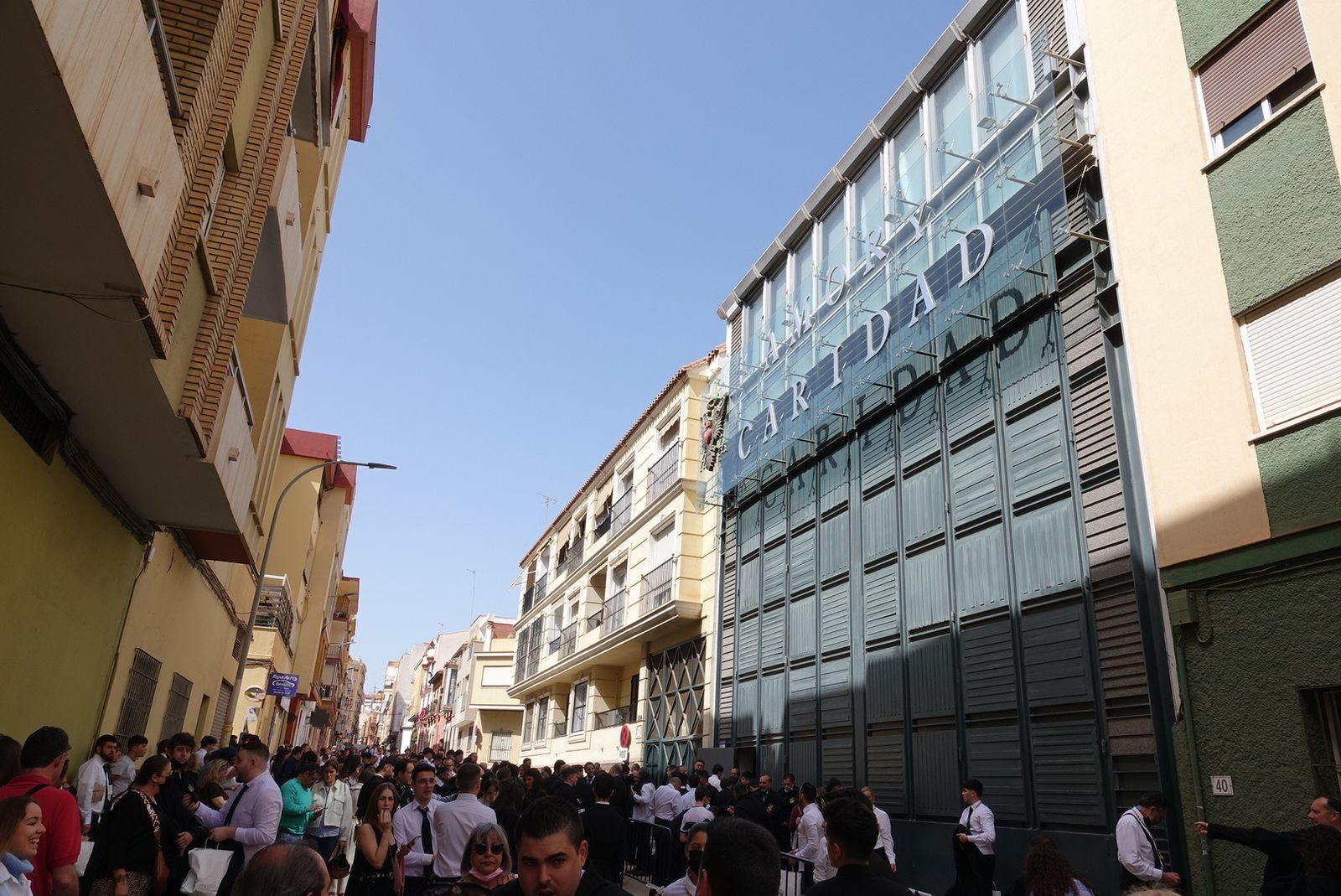 Las fotos de la cofradía del Amor, en el Viernes Santo de Málaga