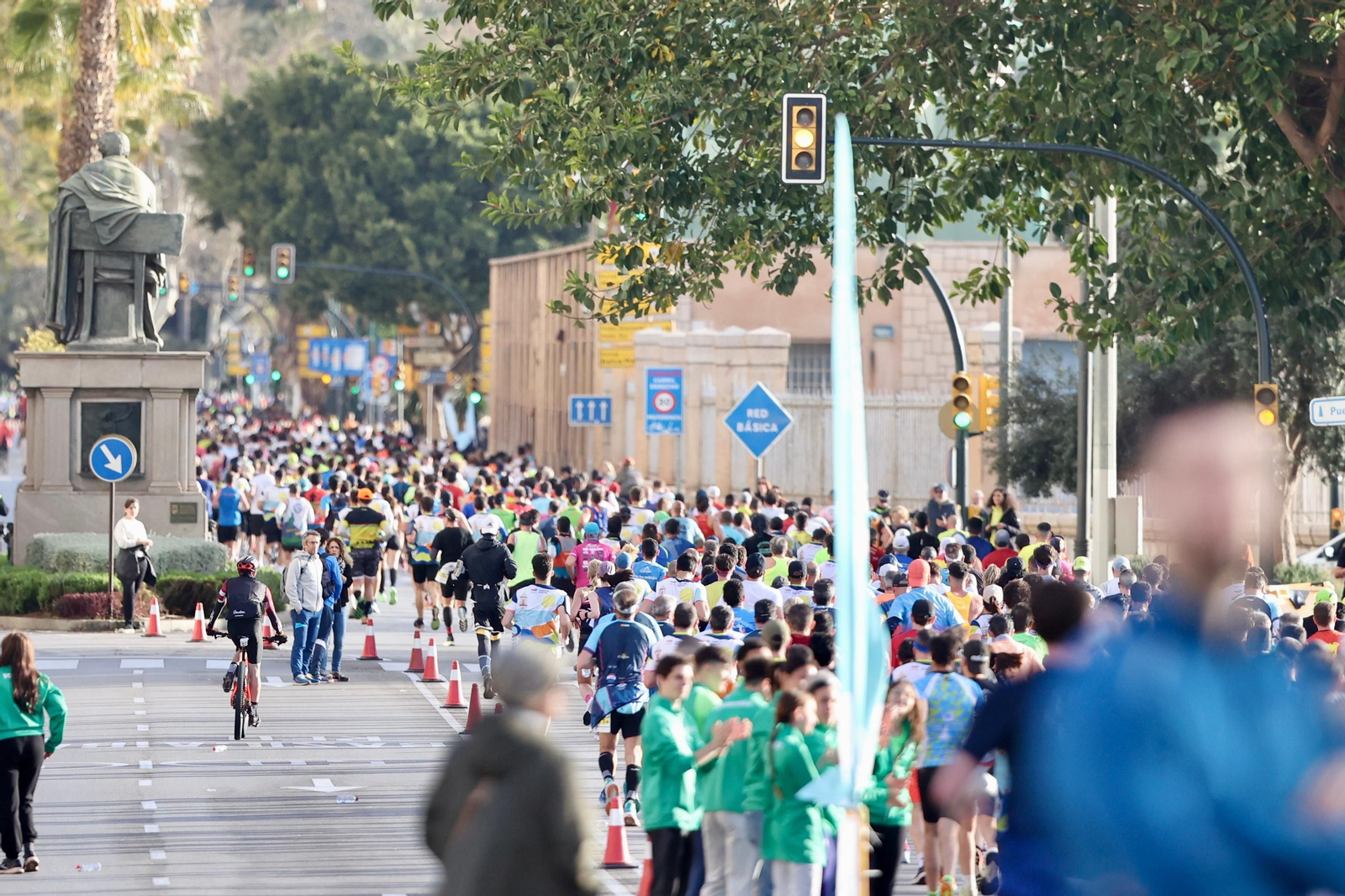 Las mejores fotos de la Media Maratón de Málaga 2024 Las mejores fotos de la Media Maratón de Málaga 2024