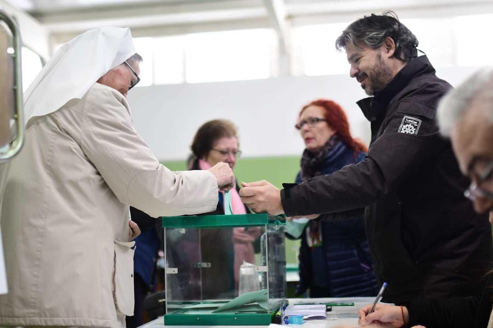 Las imágenes de la jornada electoral en Córdoba