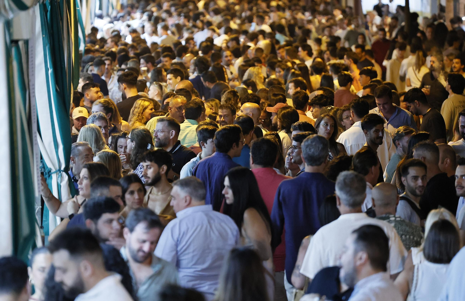 Las fotos de la primera noche de la Velá de Santa Ana