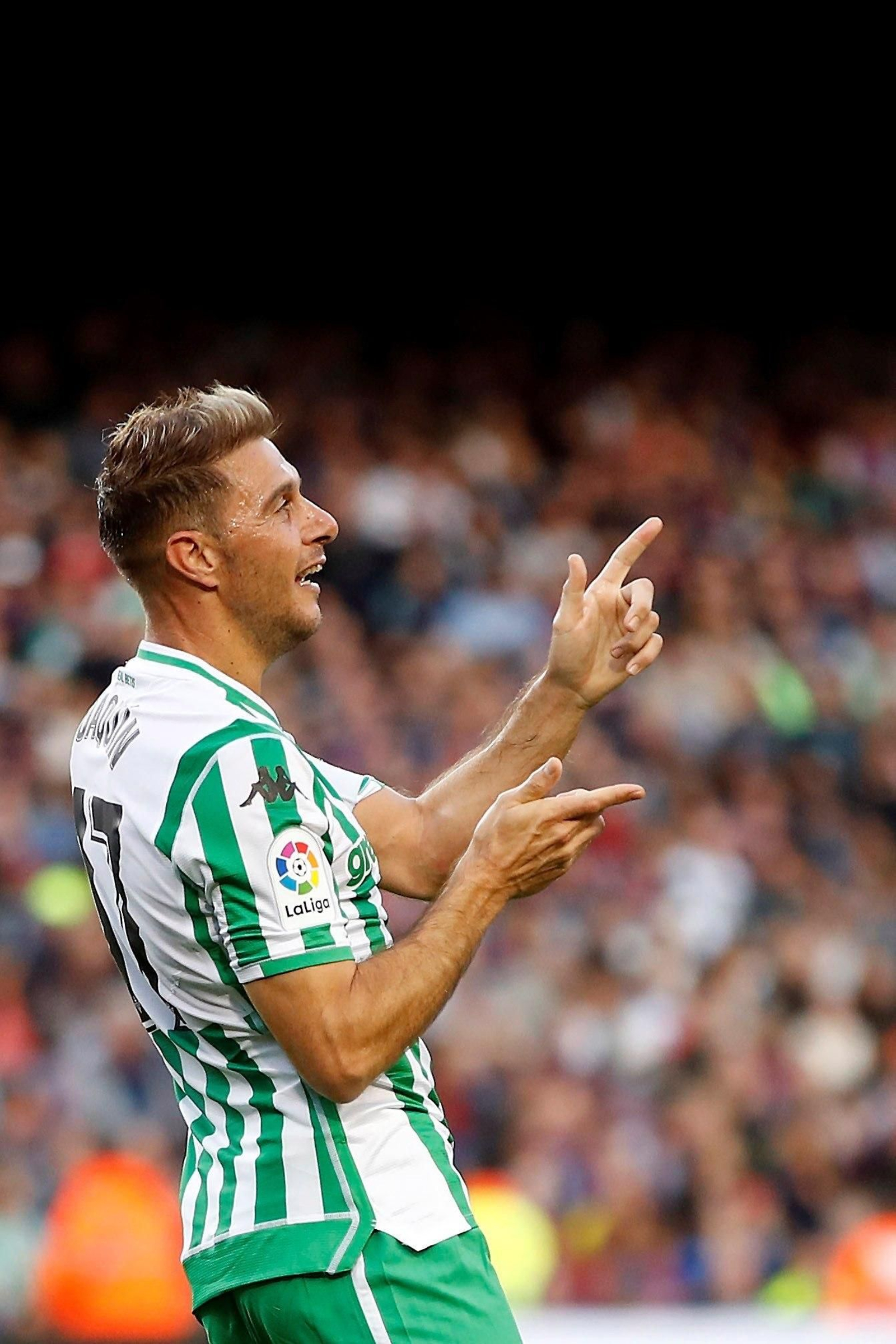 Joaquín celebra un gol en el Camp Nou.