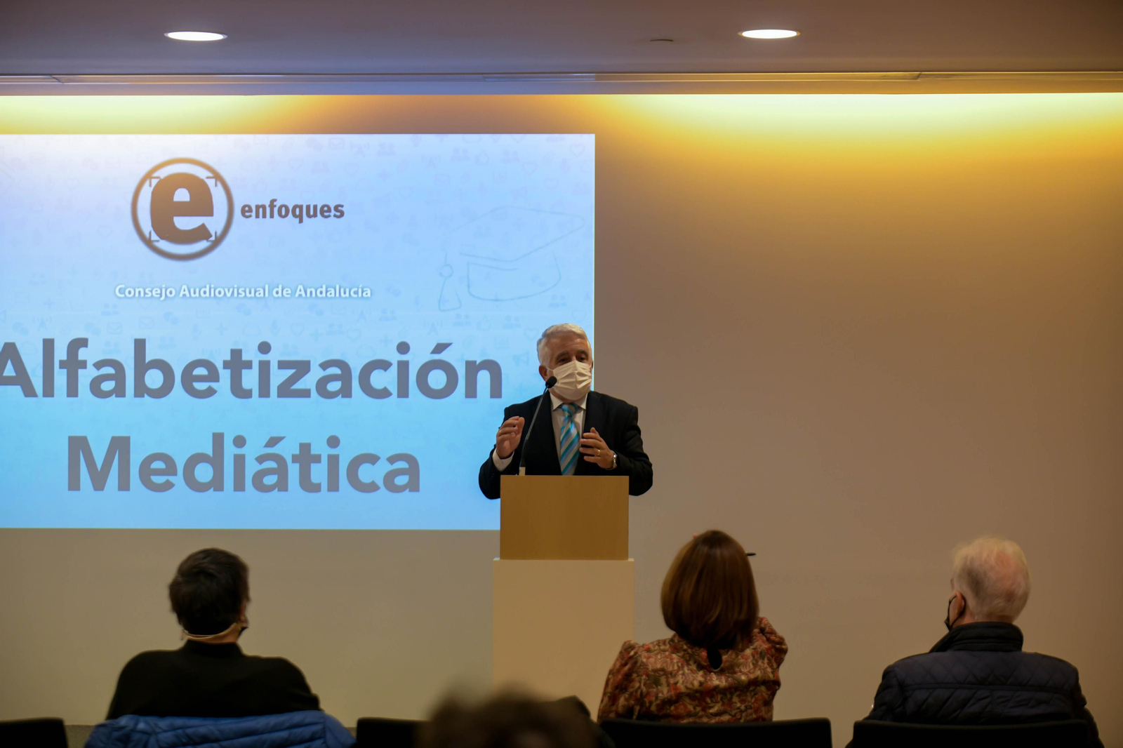 El foro 'Enfoques' sobre alfabetización mediática celebrado en Granada, en imágenes