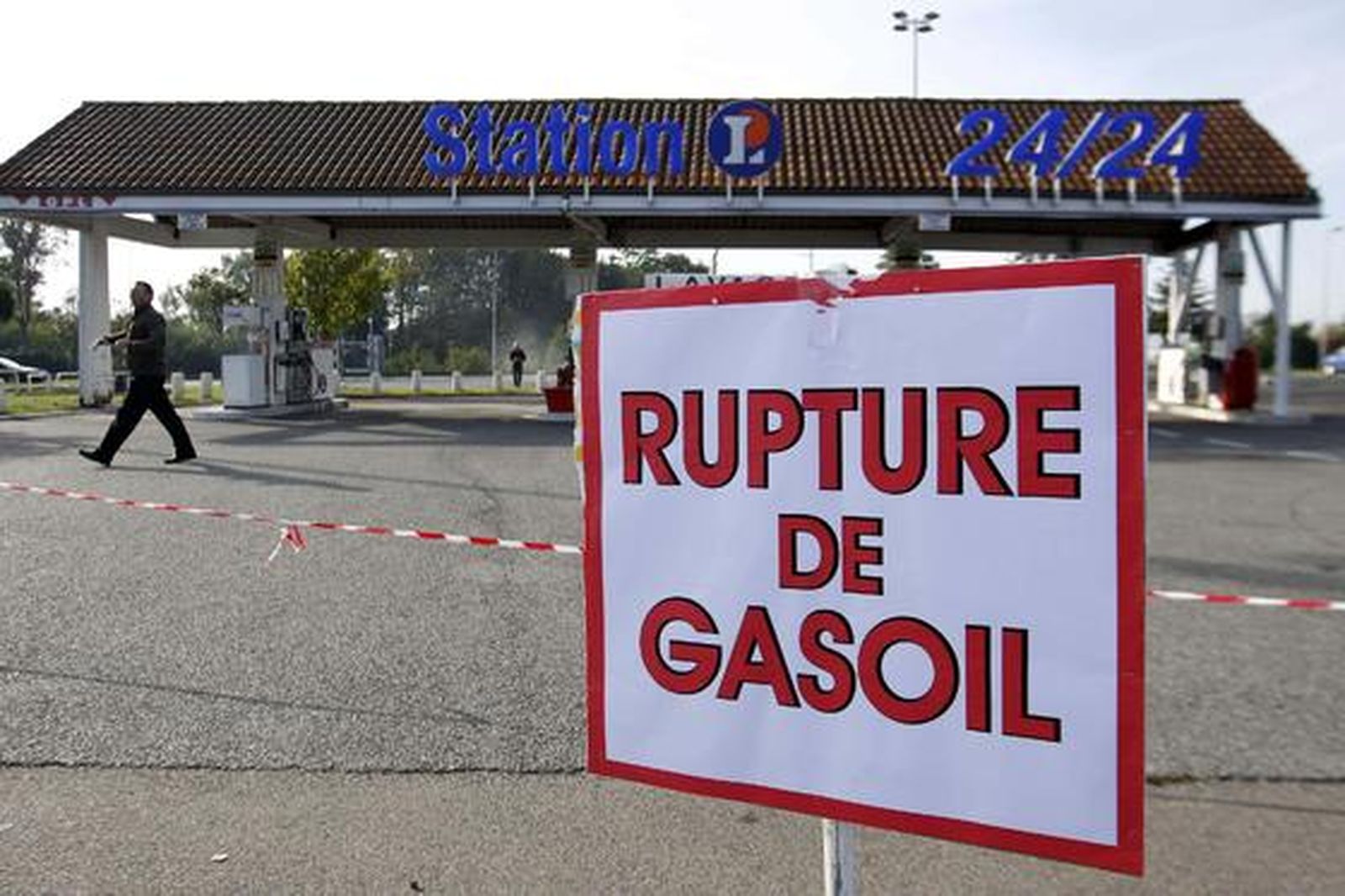 Los franceses se echan a la calle para que Sarkozy no eleve la edad de jubilación.

Foto: Reuters