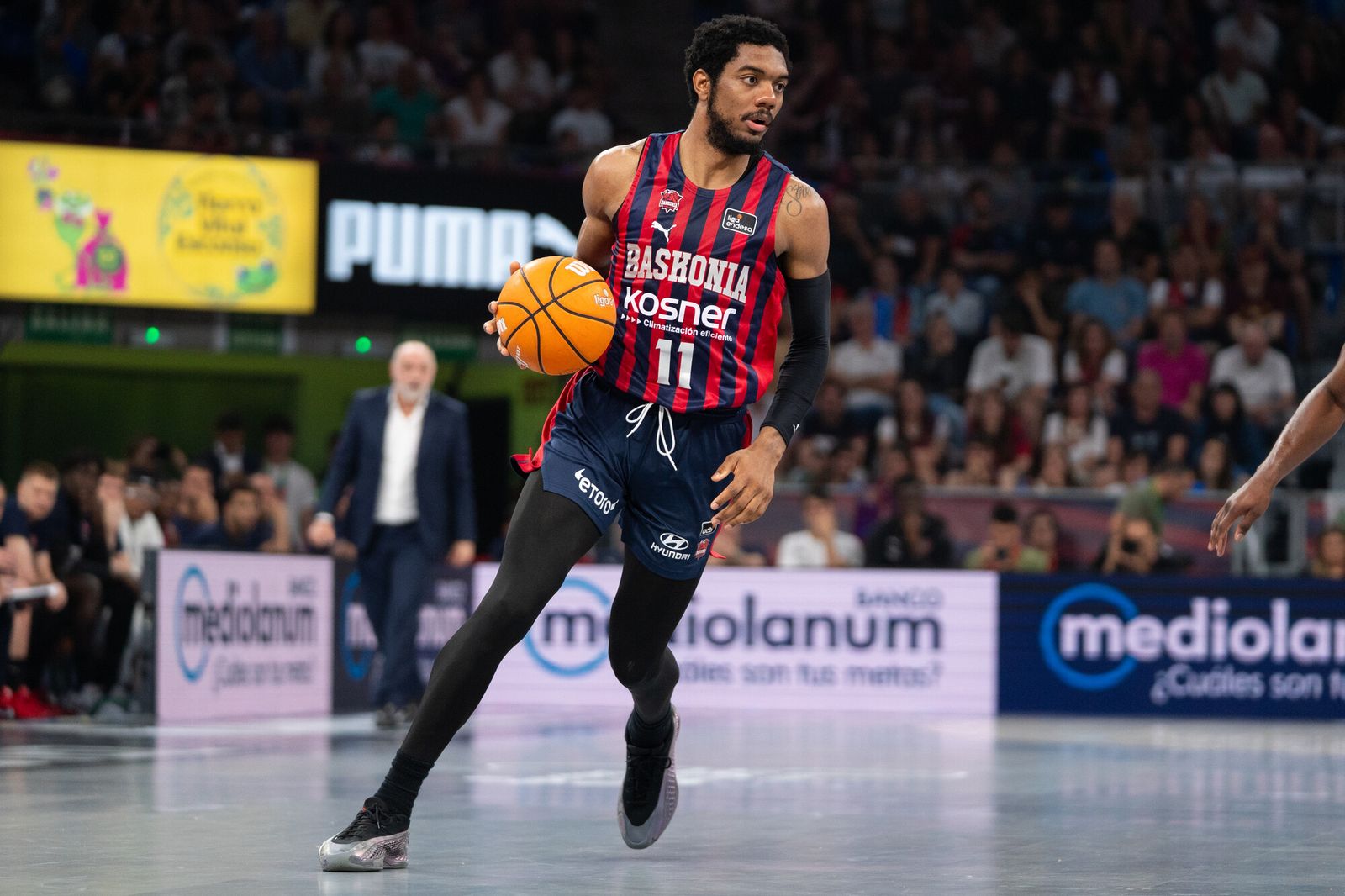 El Madrid tumba al Baskonia y espera a Unicaja o Barcelona en semifinales