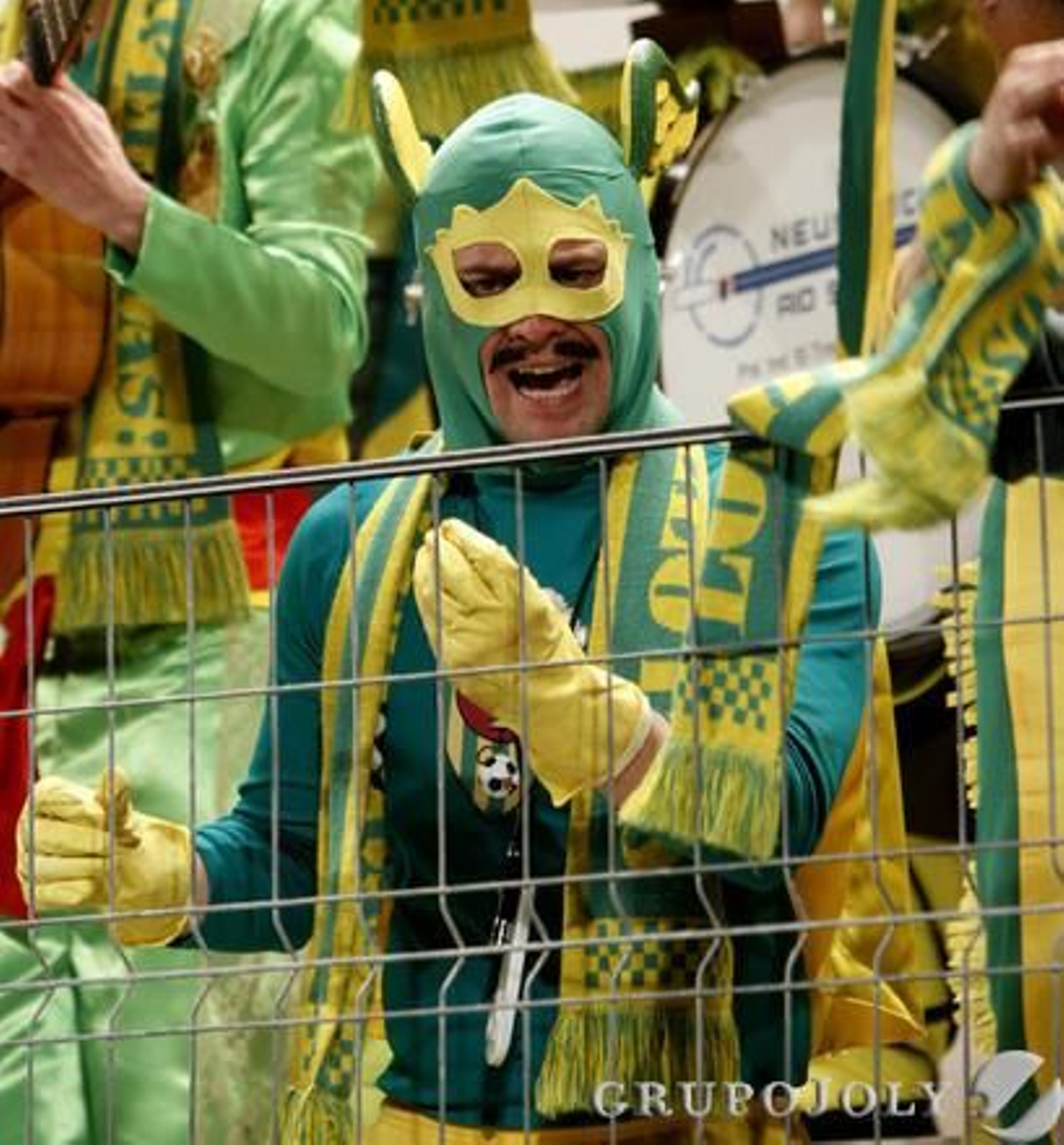 Chirigota 'Los hinchapelotas'

Foto: Lourdes de Vicente / Jesus Marin