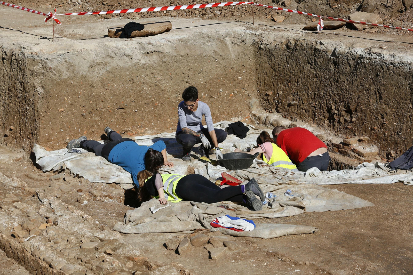 Fotos: así es el mosaico romano encontrado en la villa del Zaidín