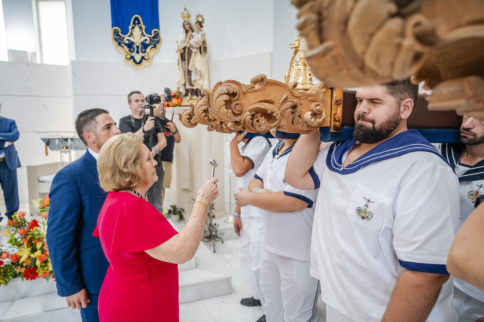 Así fue la procesión del Santísimo Cristo del Mar en el Puerto de Roquetas.