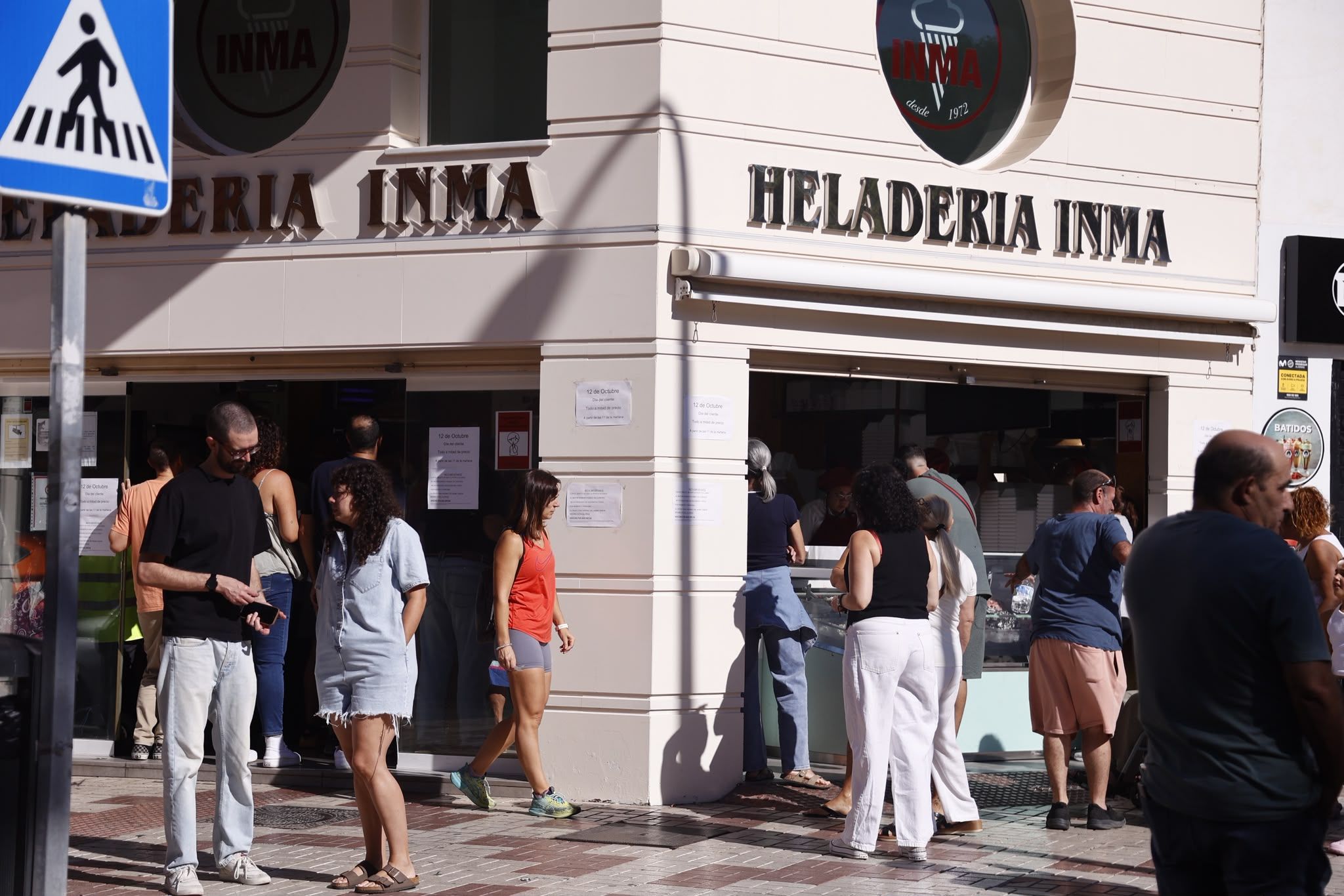Última visita a la Heladería Inma de Málaga antes de que llegue el frío: "Venimos desde Anteque ...