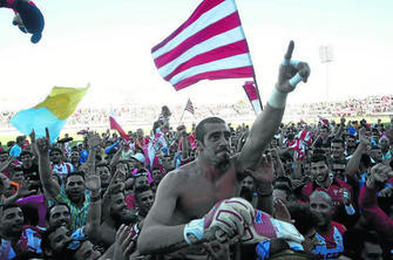 A POR EL 16ASCENSOº