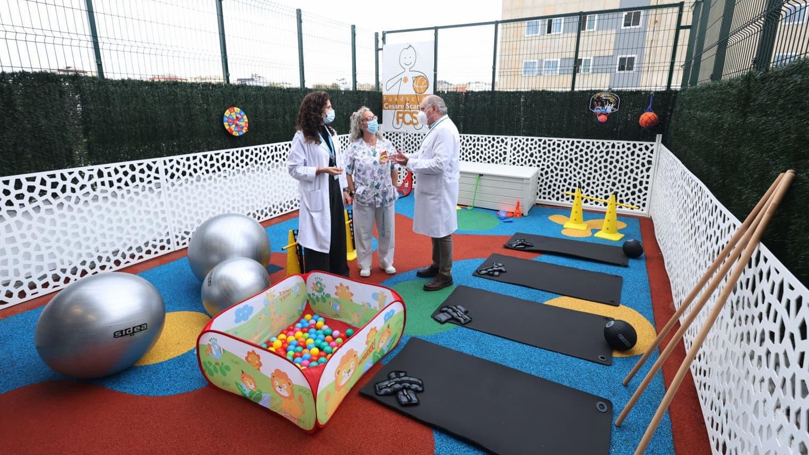 Profesionales del Hospital Materno en la Inauguración del Club Deportivo para pacientes oncohematológicos