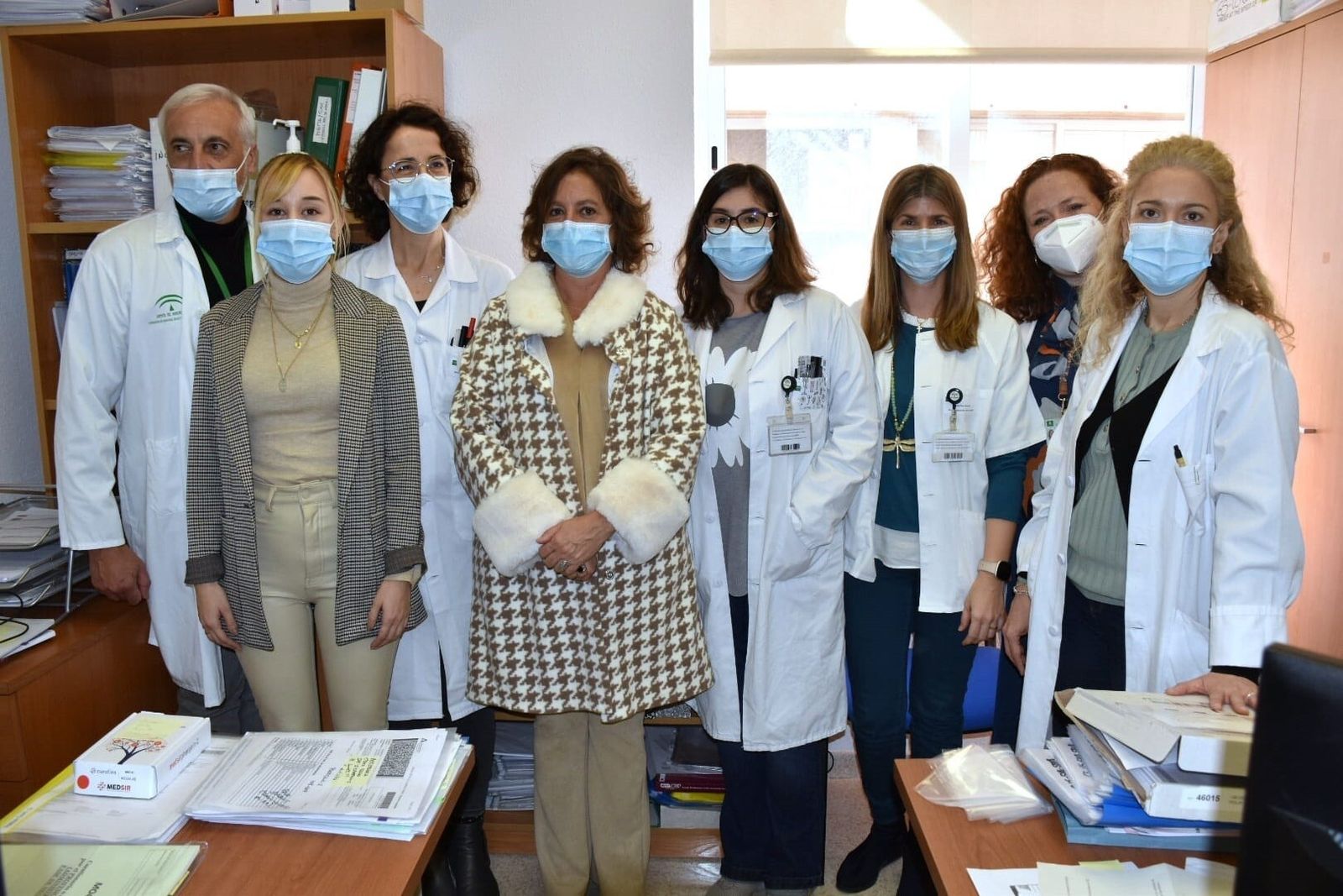 La consejera de Salud, Catalina García, en un acto con los profesionales de oncología en Jaén.