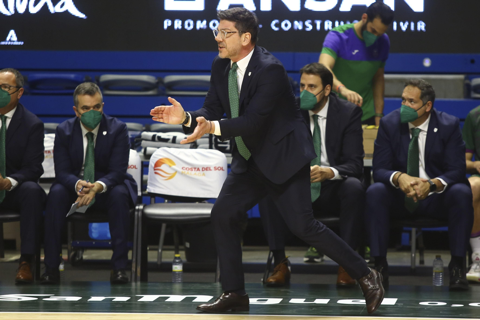 Katsikaris aplaude durante el Unicaja-Mónaco.
