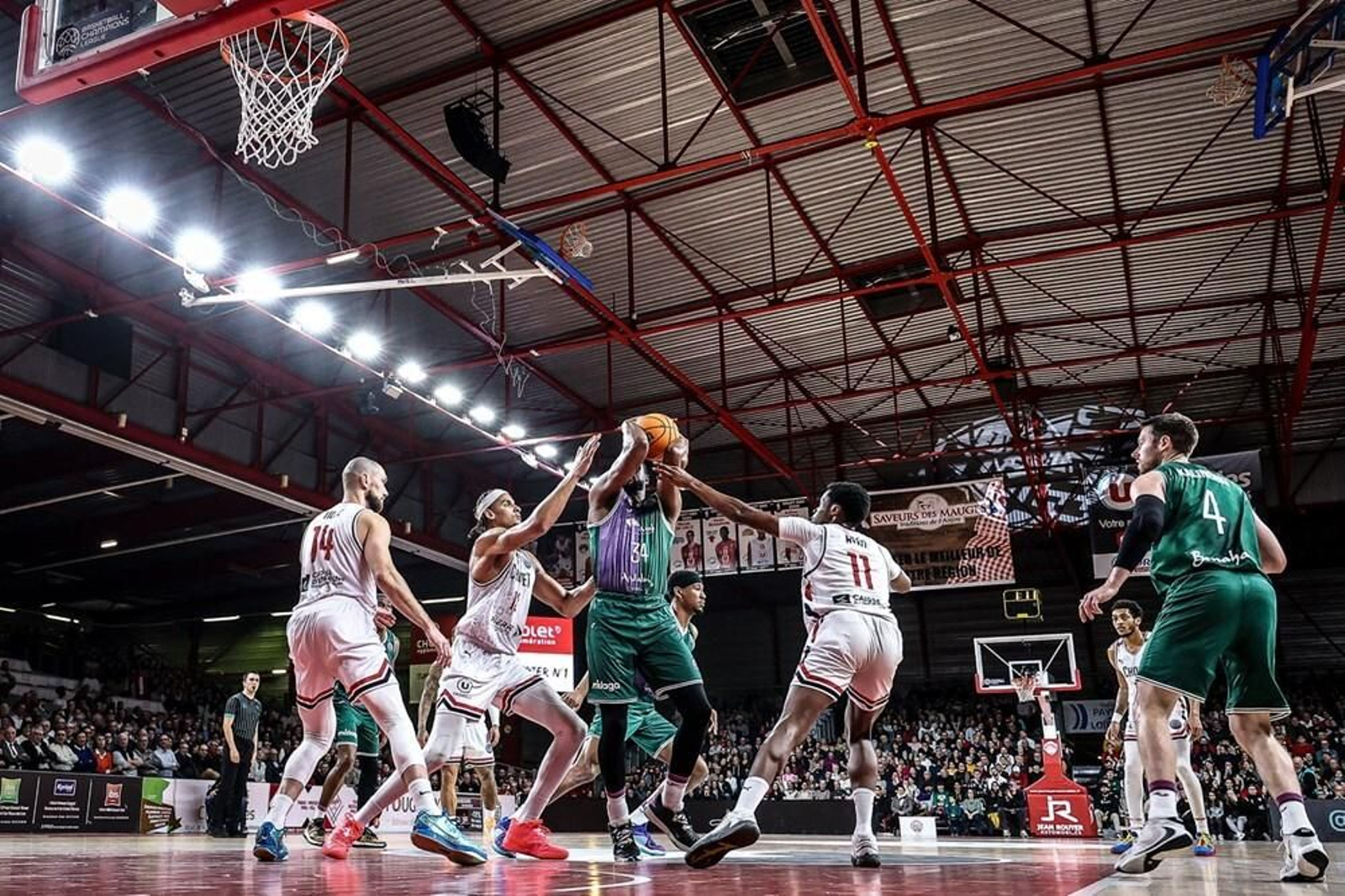El Cholet - Unicaja, en fotos