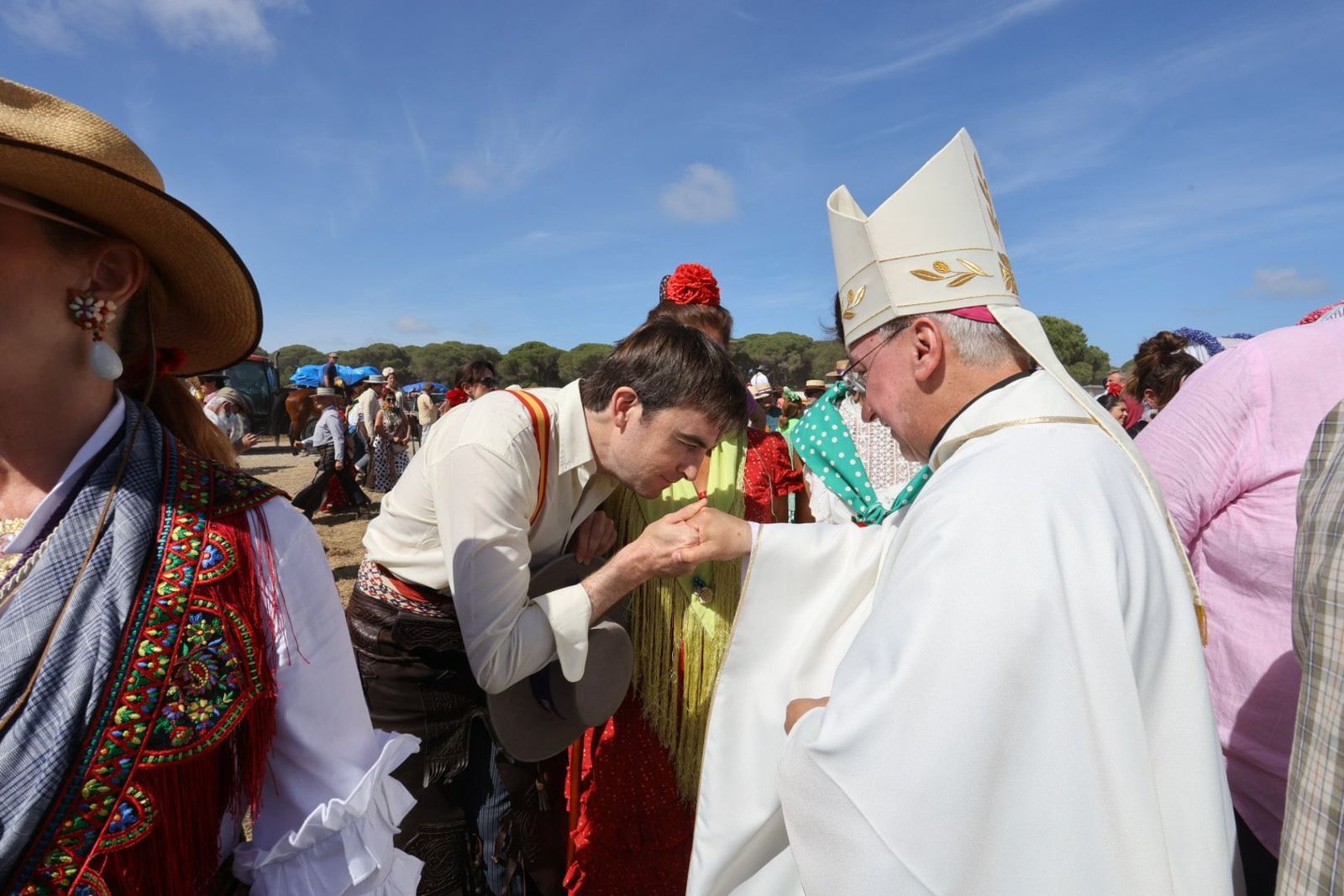Misa de romeros de las hermandades de Jerez y El Puerto en Marismillas