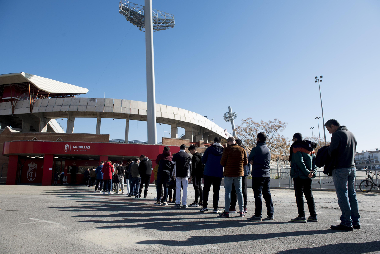 Las taquillas del Estadio de Los Cármenes estarán abiertas todo el fin de semana.
