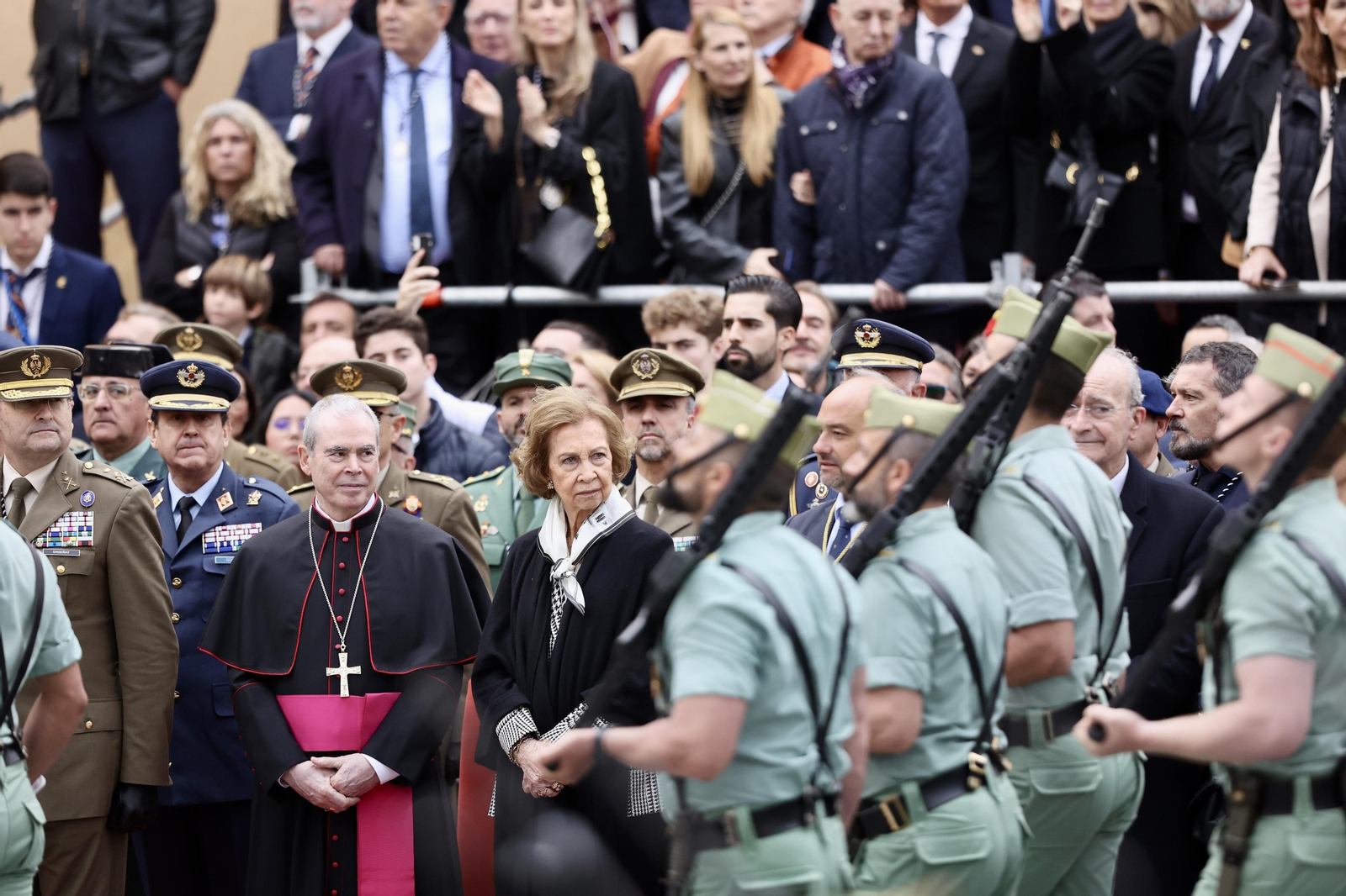 Las fotos de la Legión en el traslado del Cristo de Mena en Málaga este Jueves Santo Las fotos de la Legión en el traslado del Cristo de Mena en Málaga este Jueves Santo