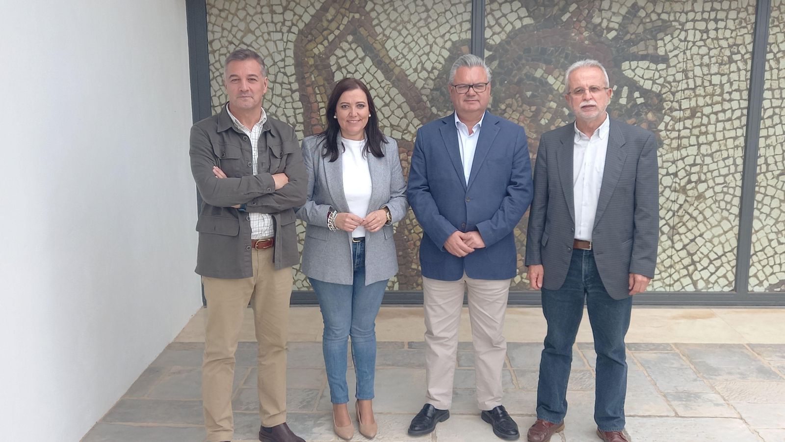 Dirigentes institucionales en la inauguración del encuentro.