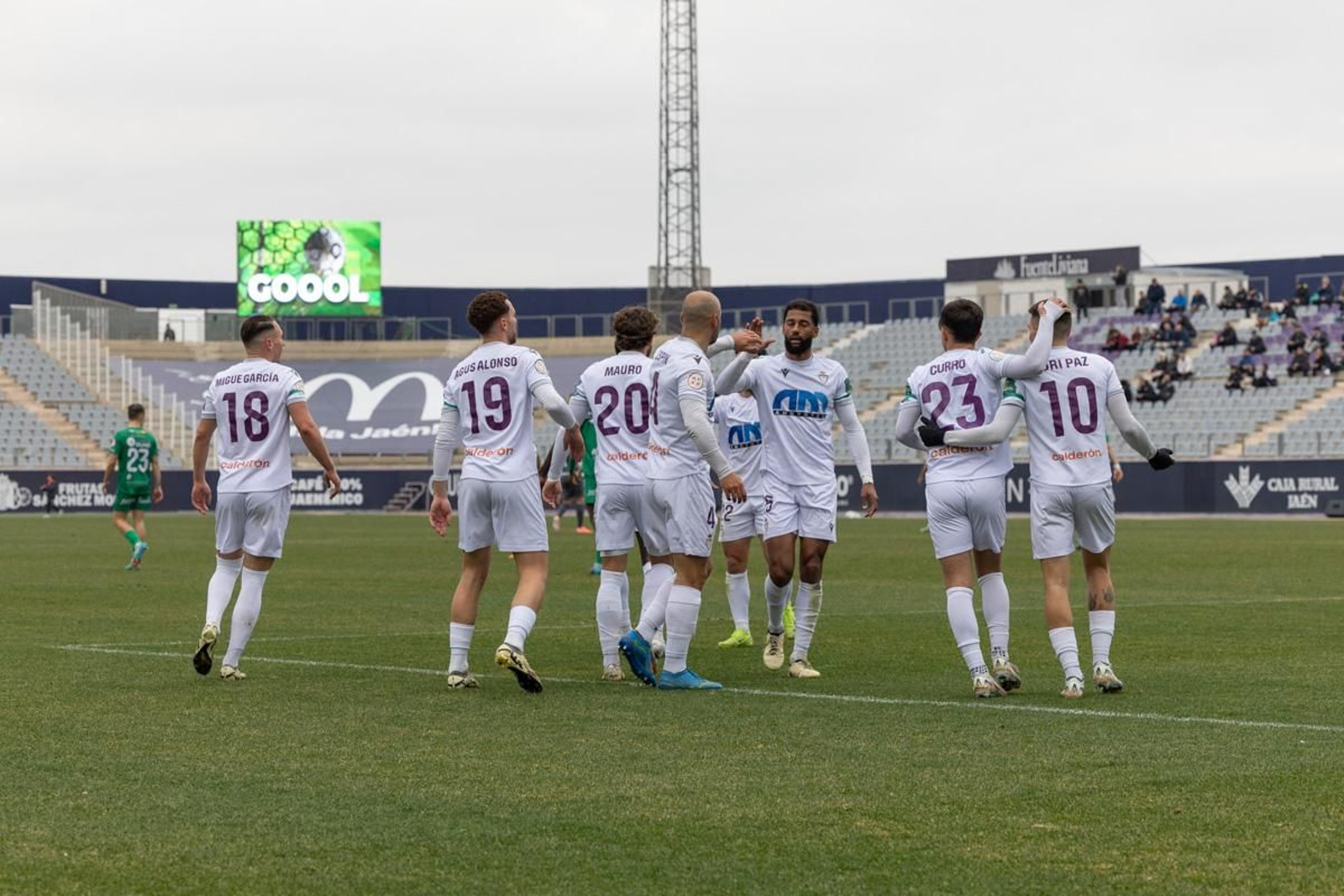 Las mejores imágenes del triunfo del Real Jaén en el derbi ante el Martos CD